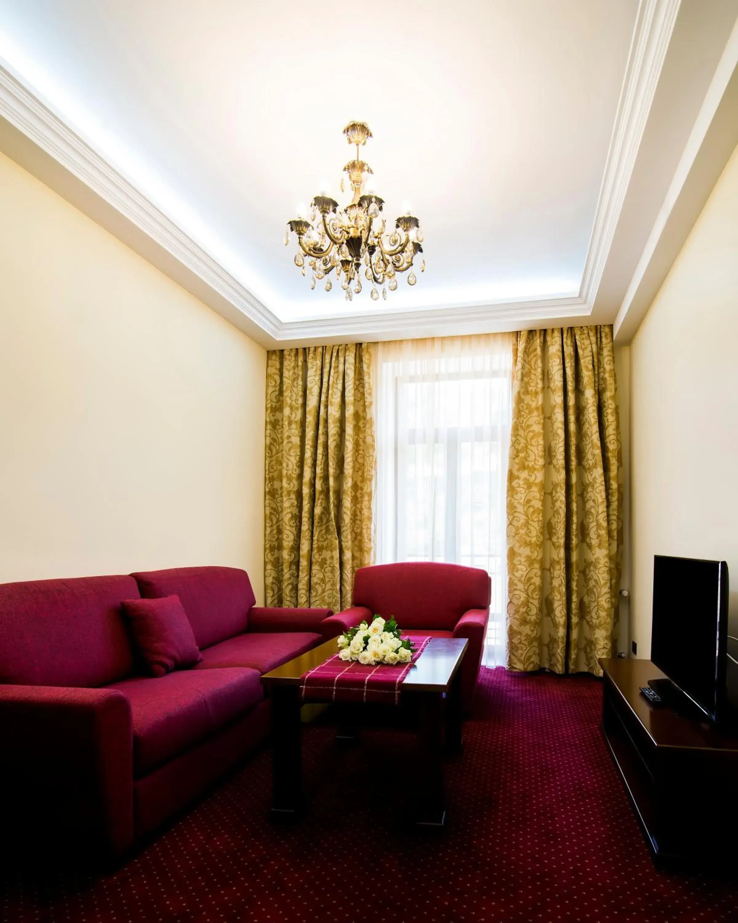 Deluxe Double Room in Elegant Hotel & Resort Deluxe Double Room in Elegant Hotel & Resort