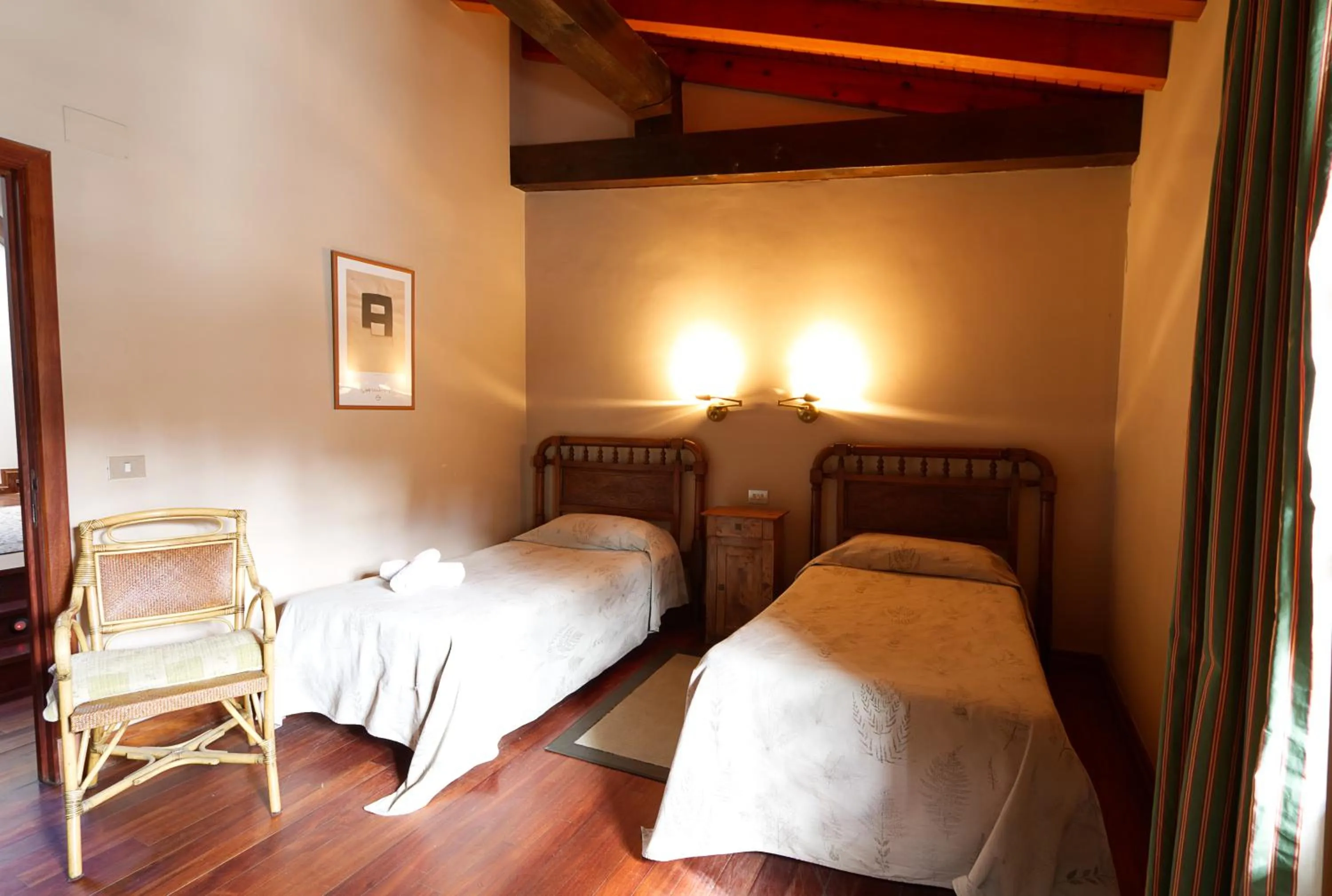 Bed in Hotel Konbenio