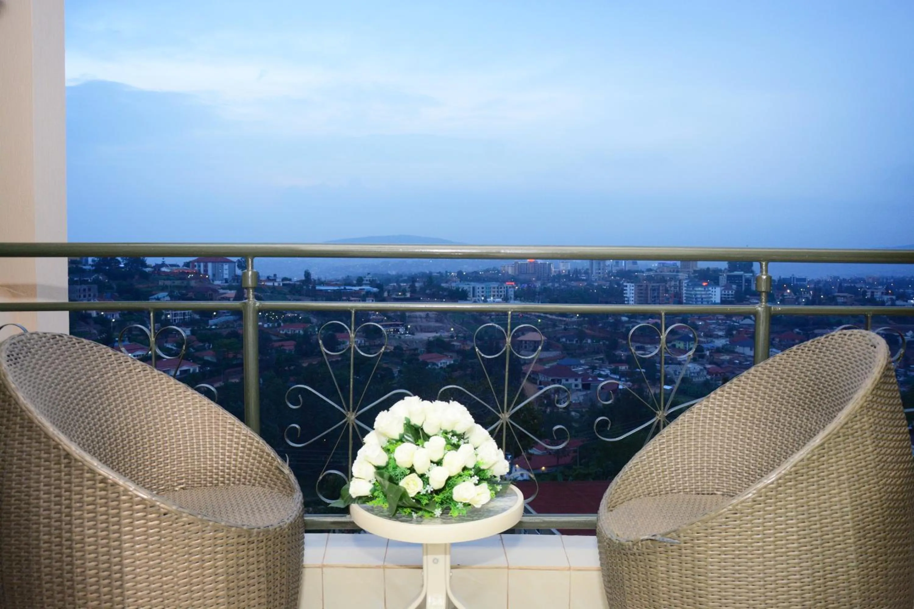 Balcony/Terrace in Five to Five Hotel