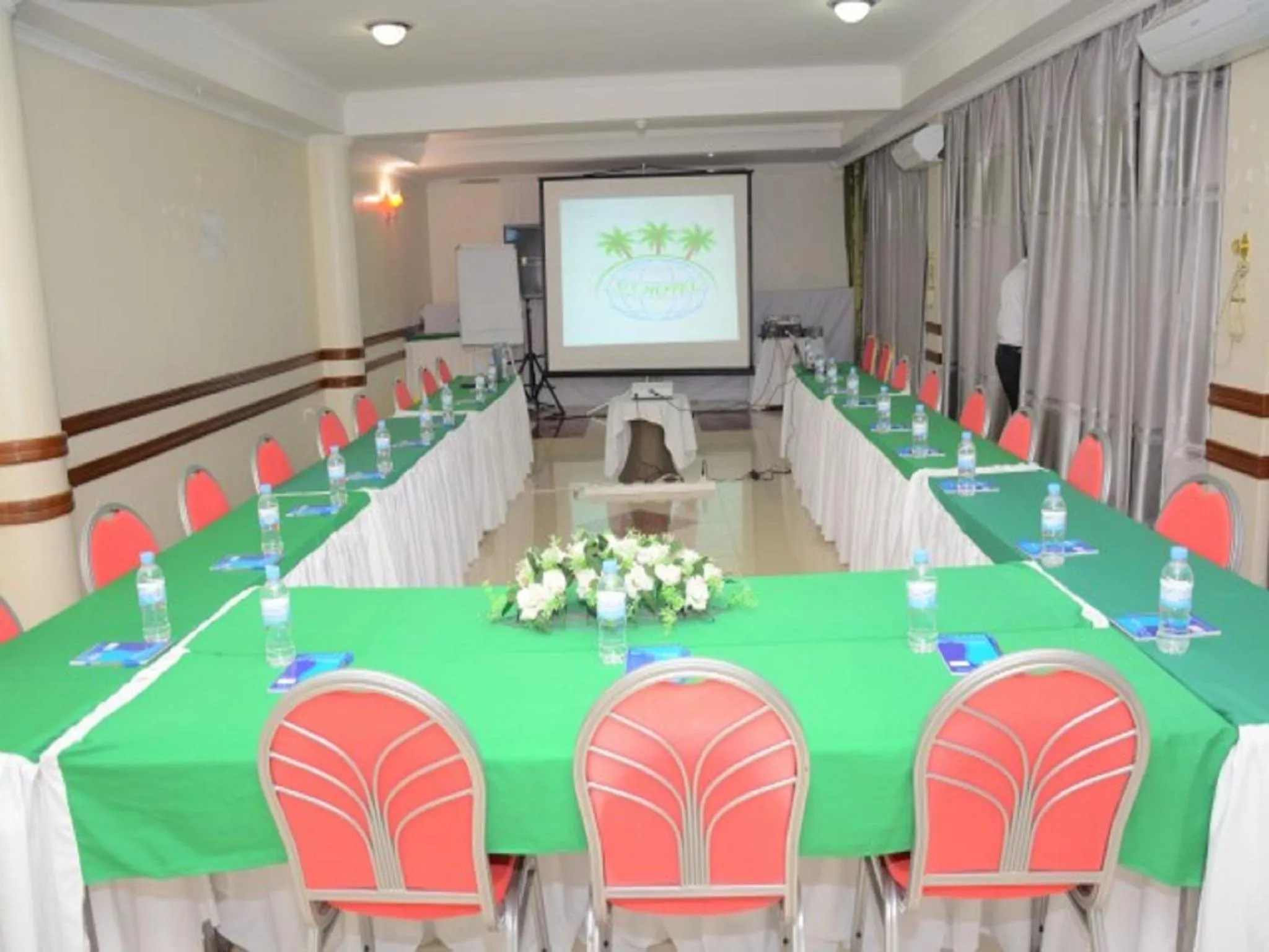 Banquet/Function facilities in Five to Five Hotel