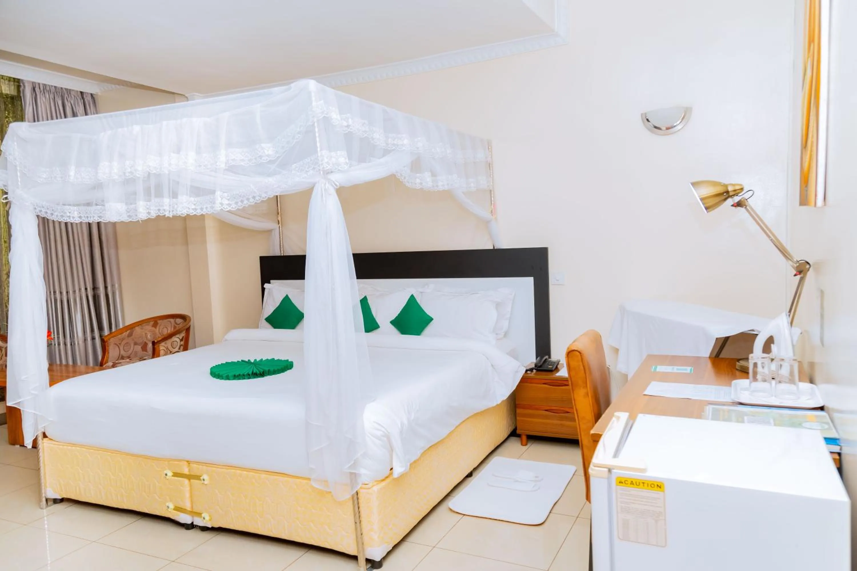 View (from property/room), Bed in Five to Five Hotel