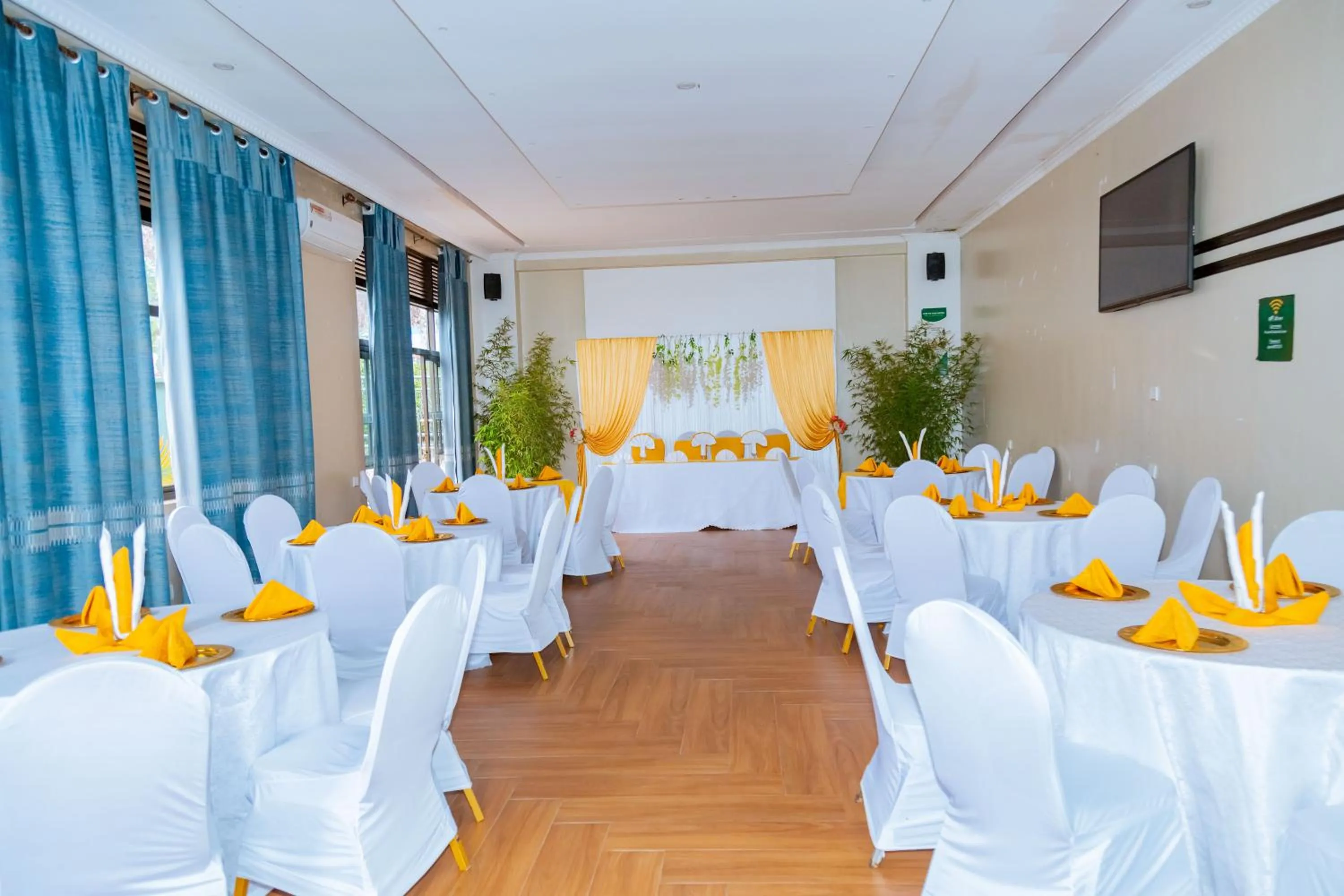 Banquet/Function facilities in Five to Five Hotel