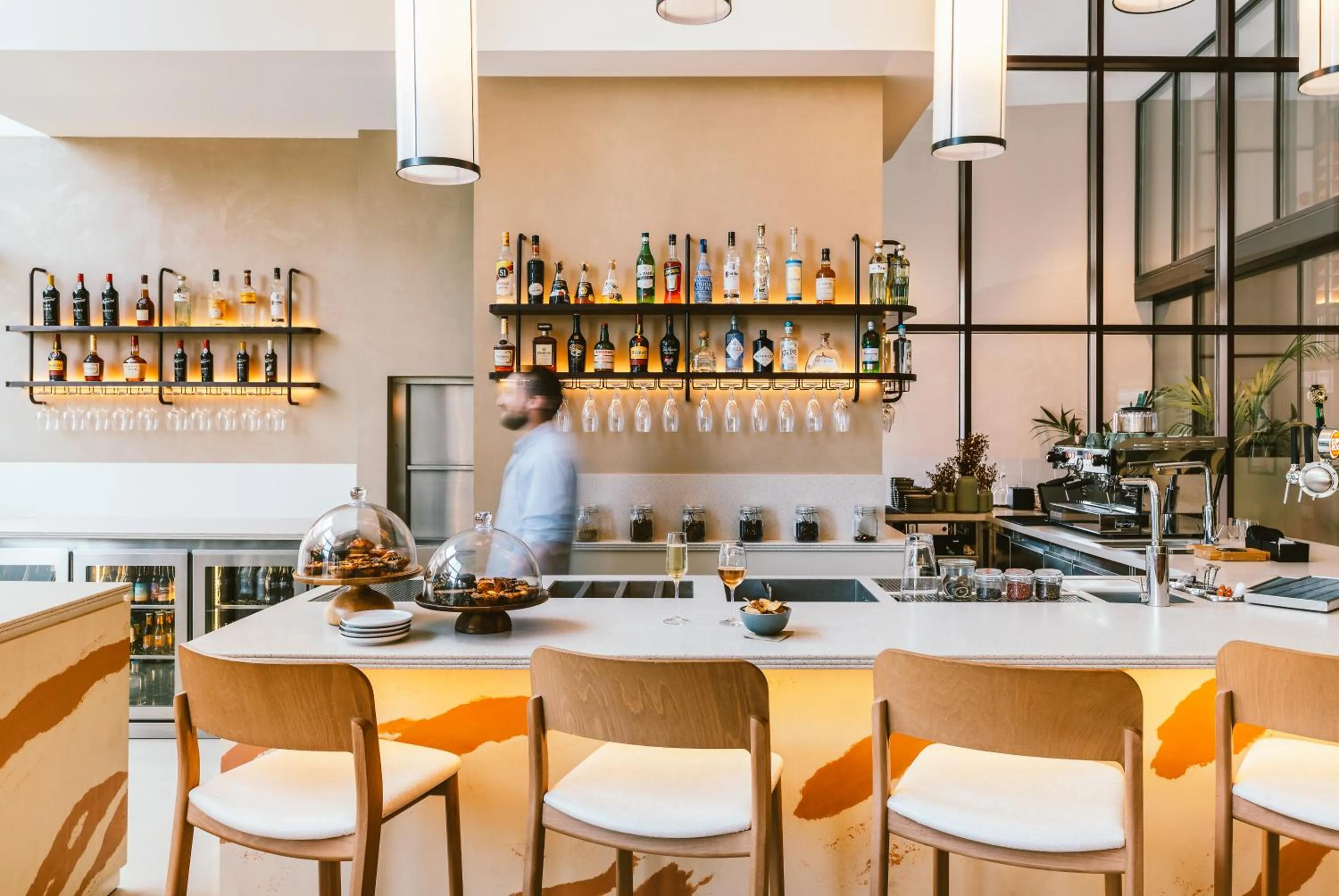 Restaurant/places to eat in The Social Hub Porto