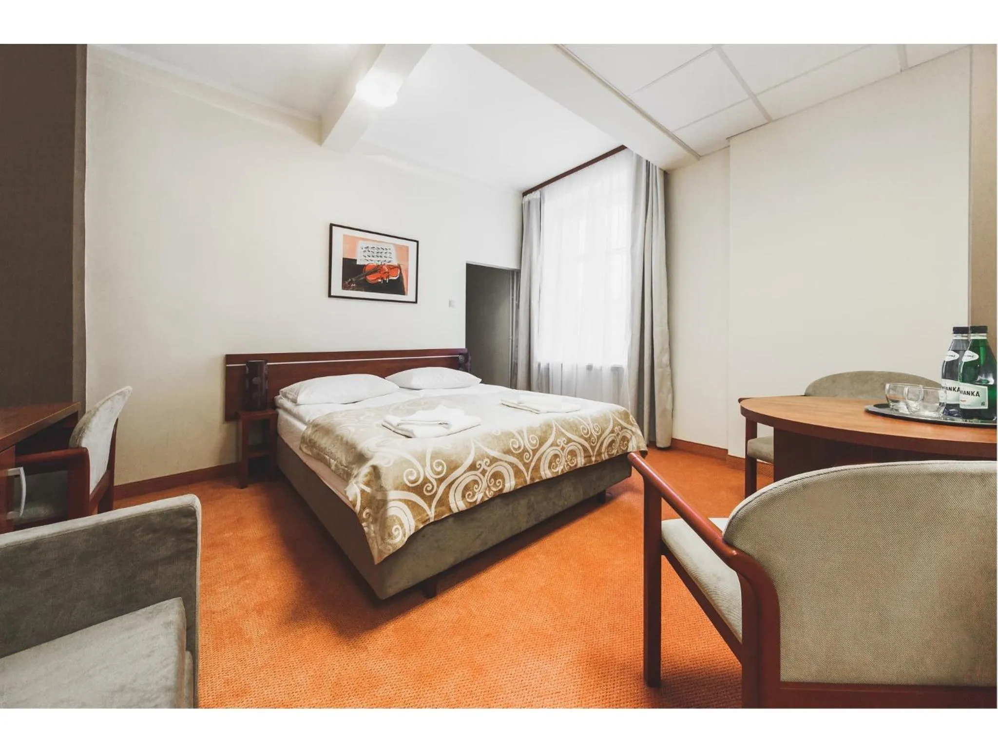 Photo of the whole room, Bed in Hotel Chmielna Warsaw