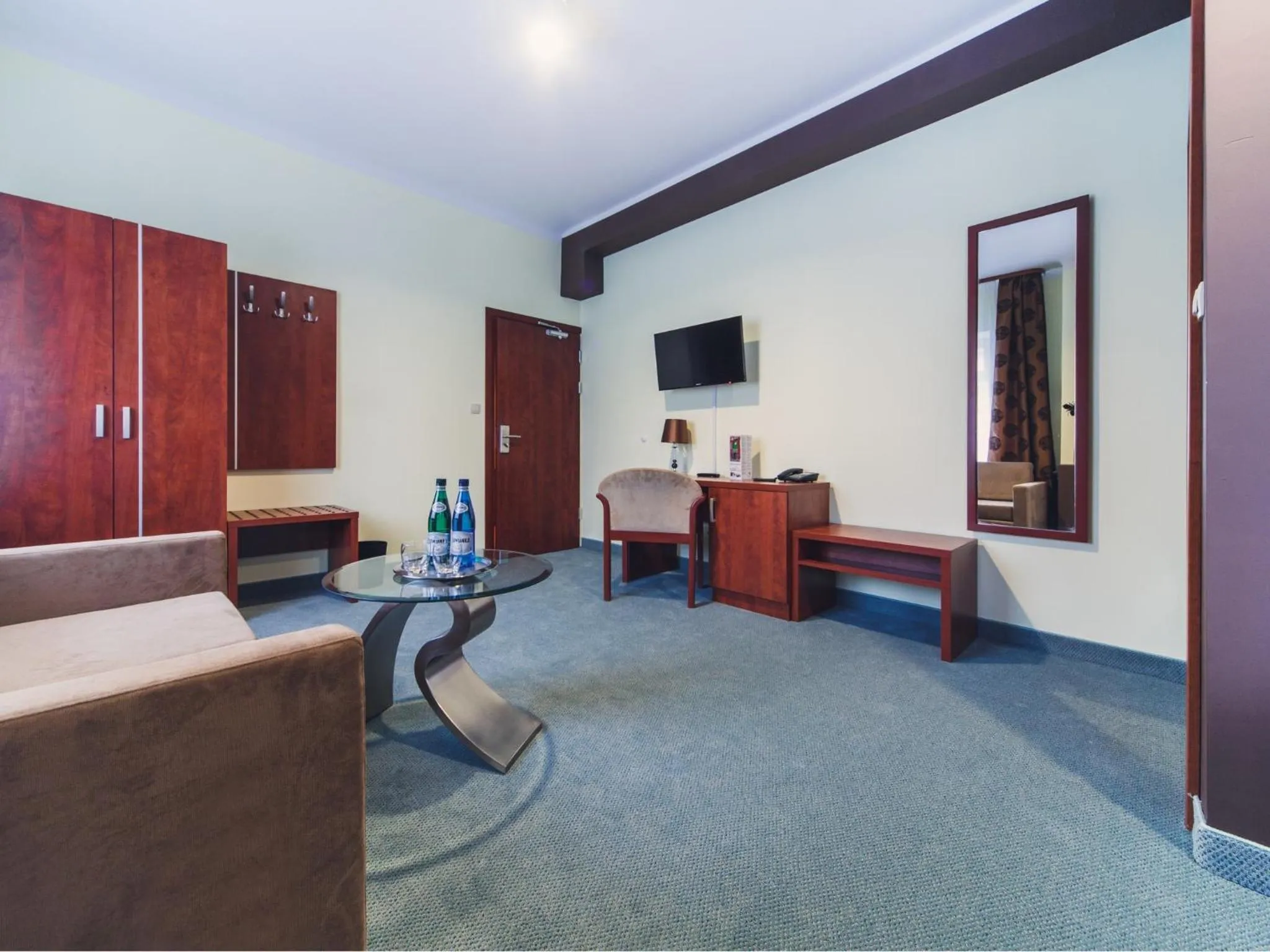 Photo of the whole room in Hotel Chmielna Warsaw