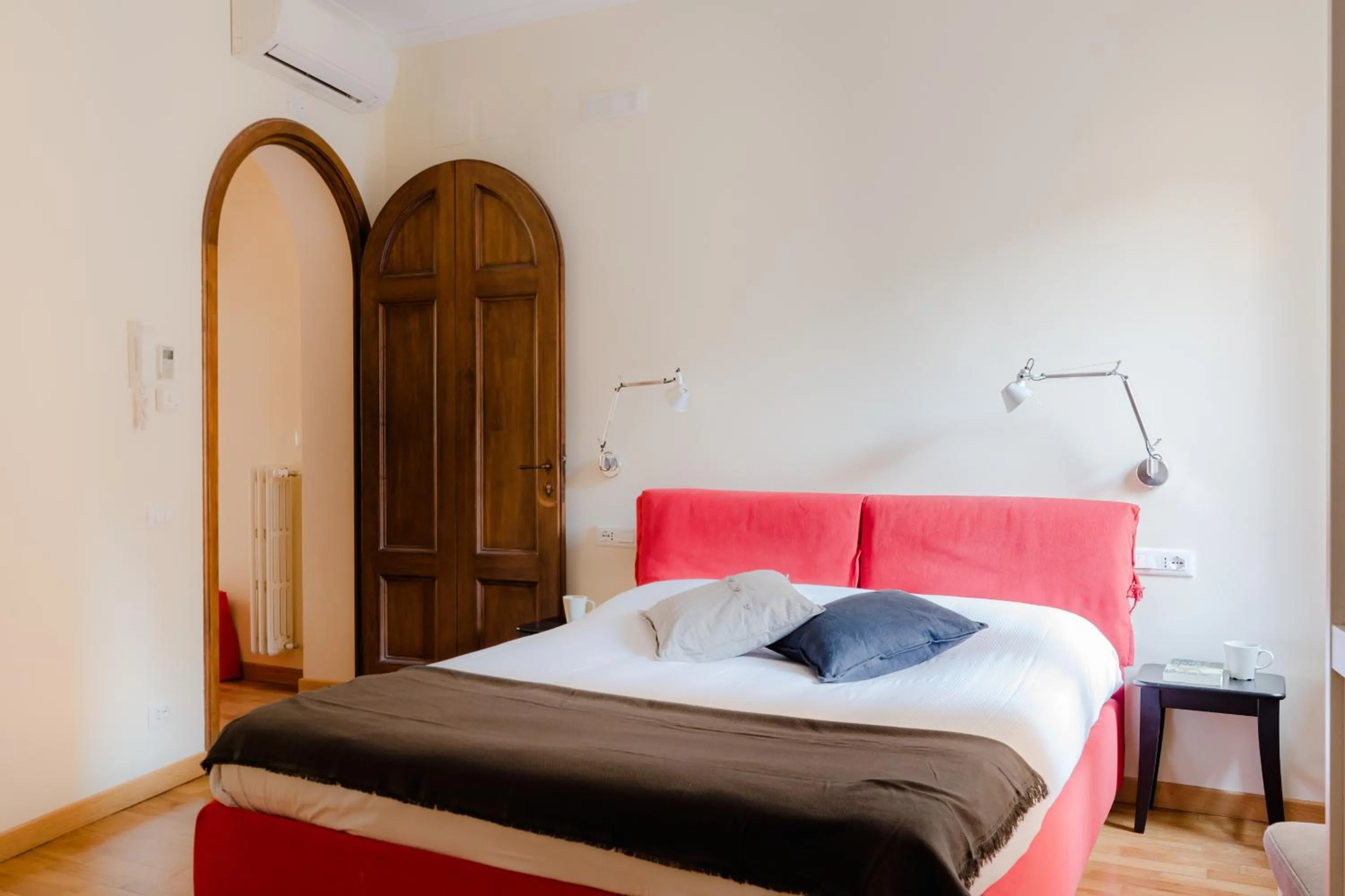 Photo of the whole room, Bed in Residenza del Cedro