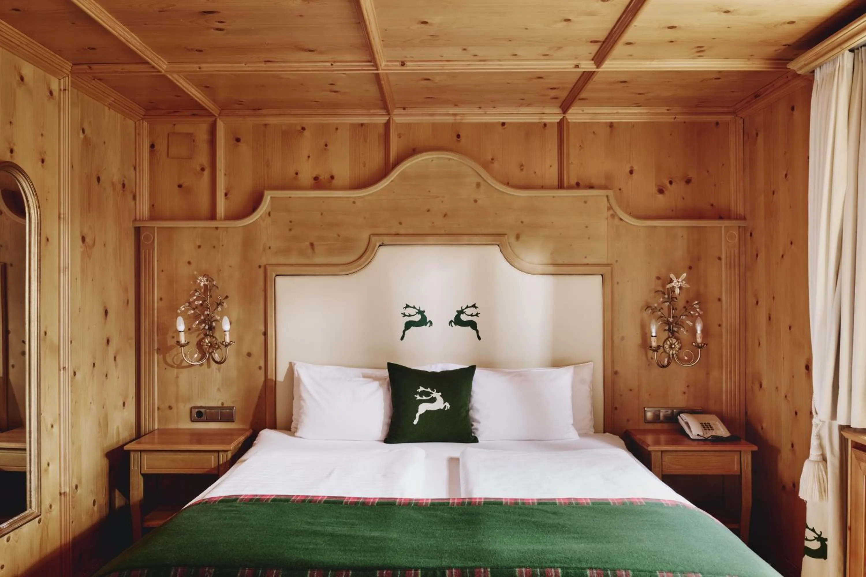 Bed in Burg Hotel Oberlech