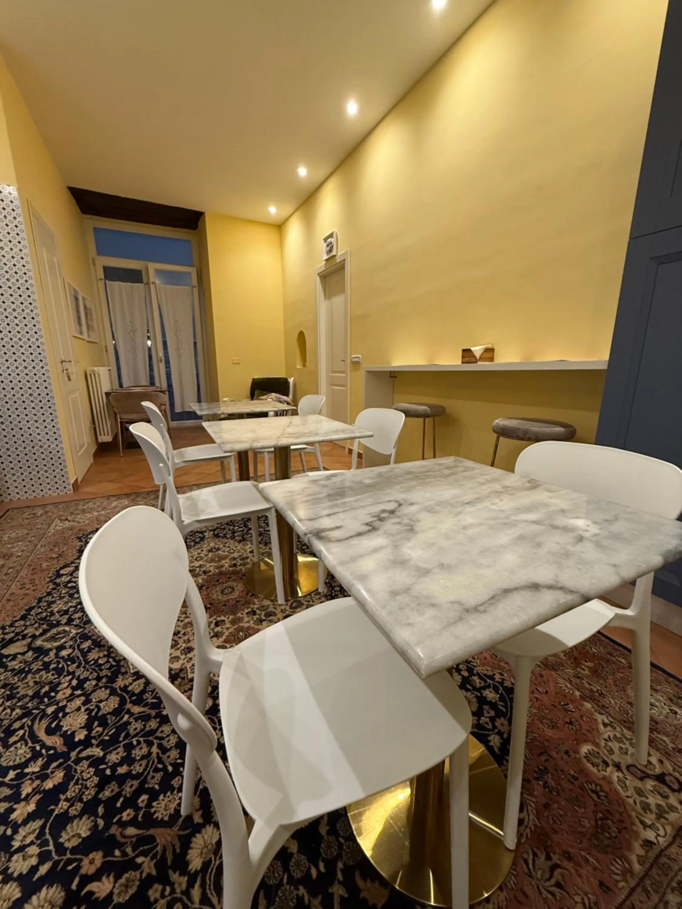 Seating area in Palazzo Dogana Room&Suite