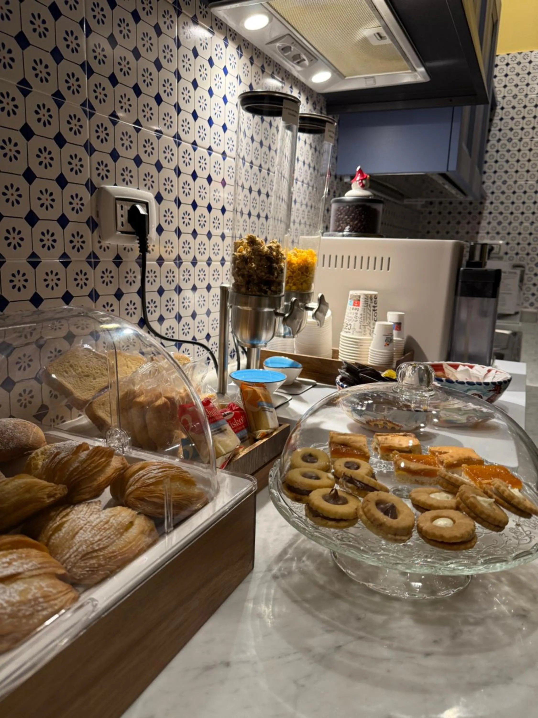 Breakfast in Palazzo Dogana Room&Suite