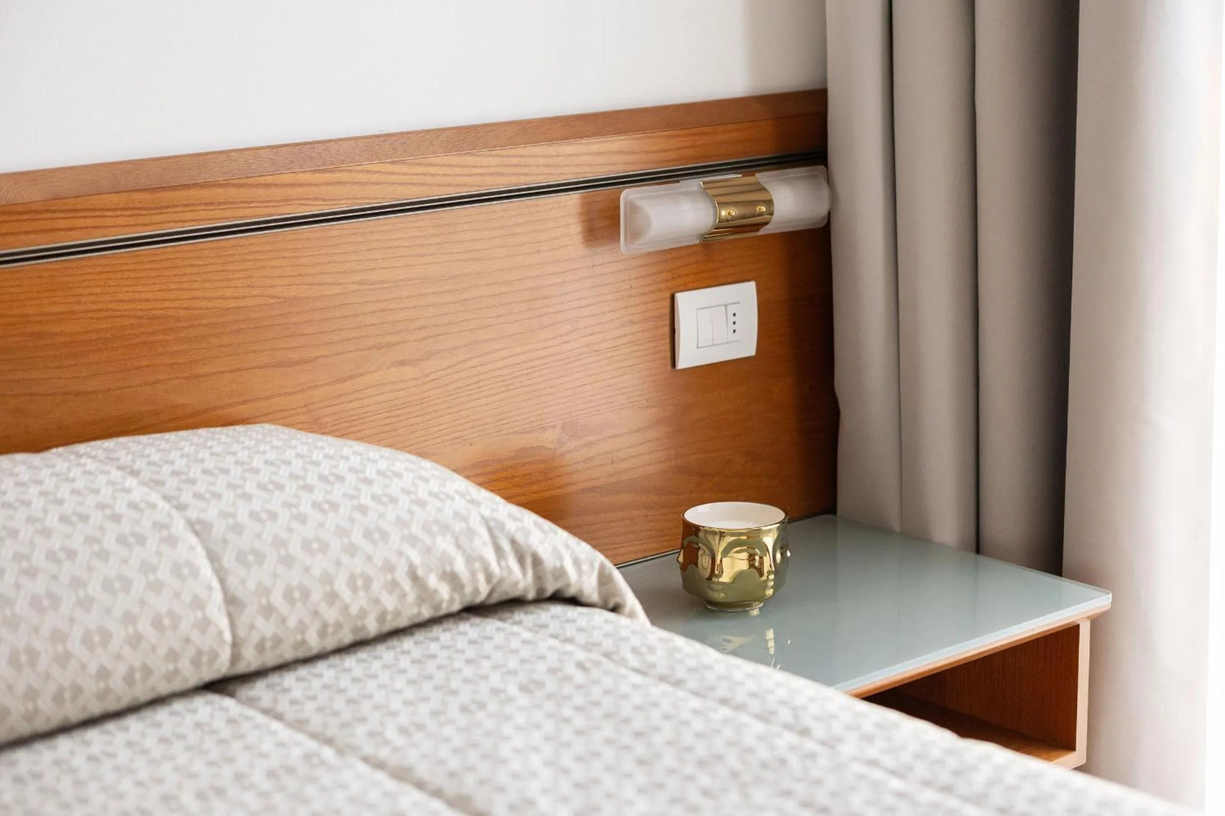 Decorative detail, Bed in Primhotel