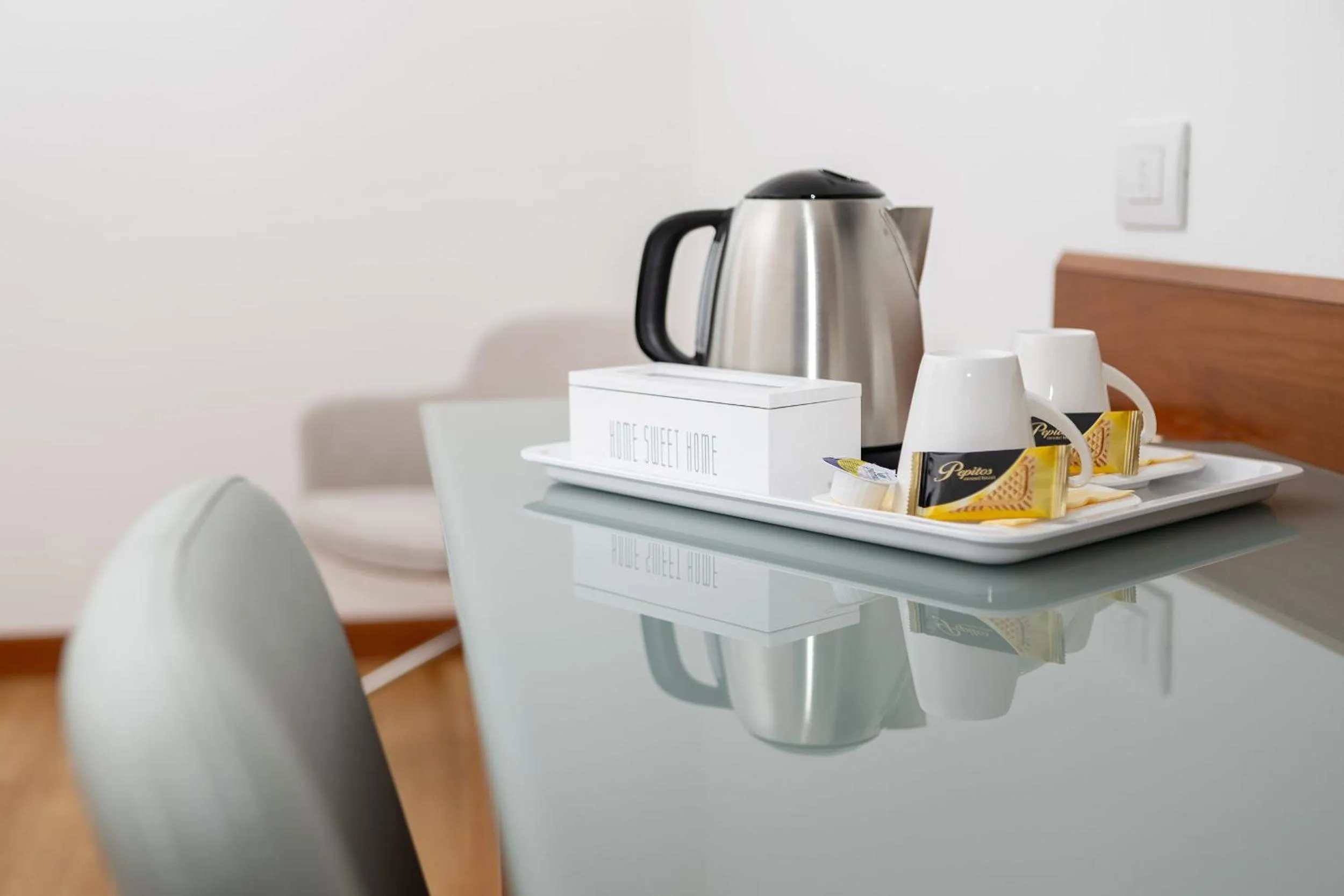 room service in Primhotel