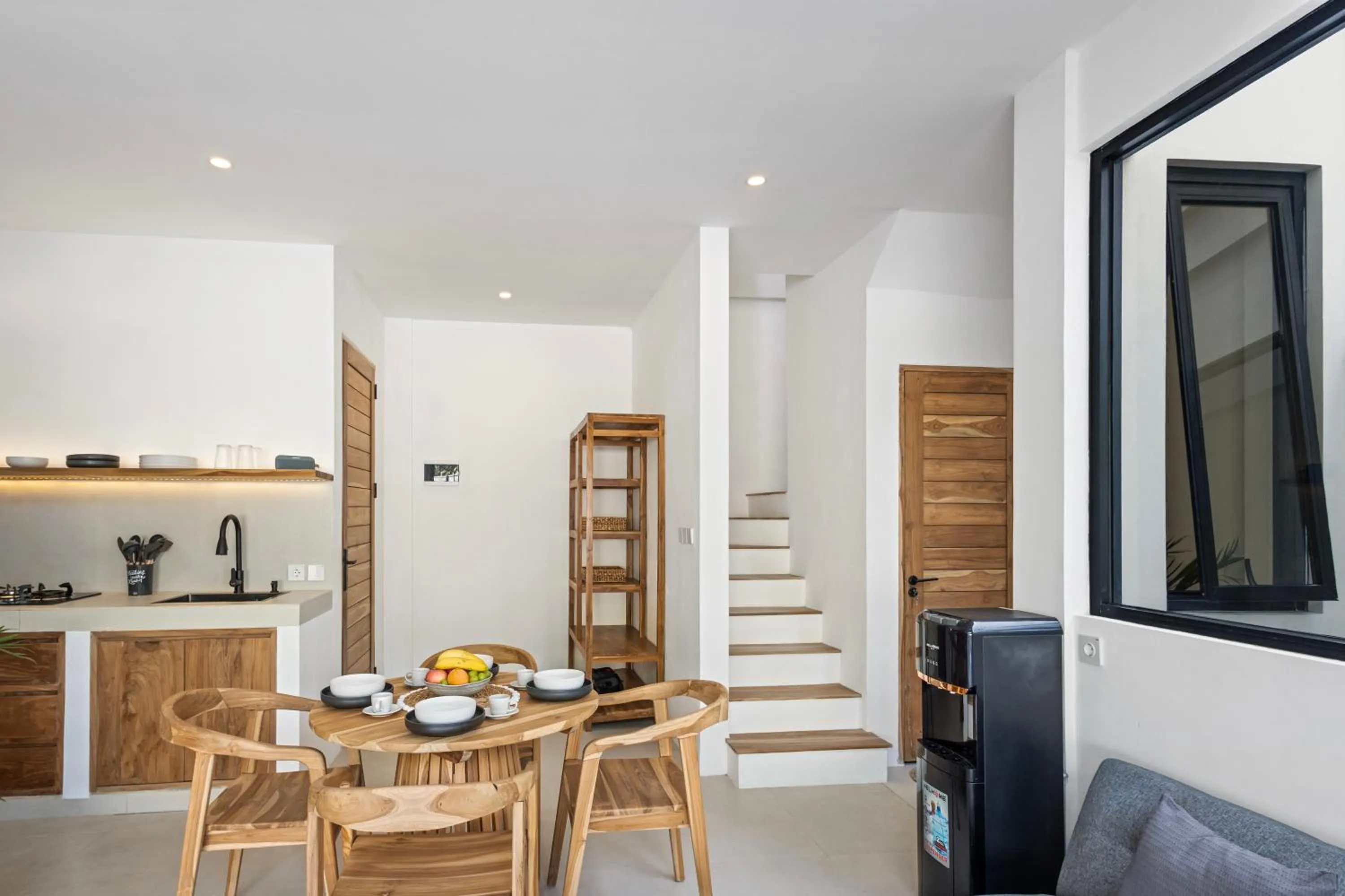 White Residence - Art & Boutique Villas