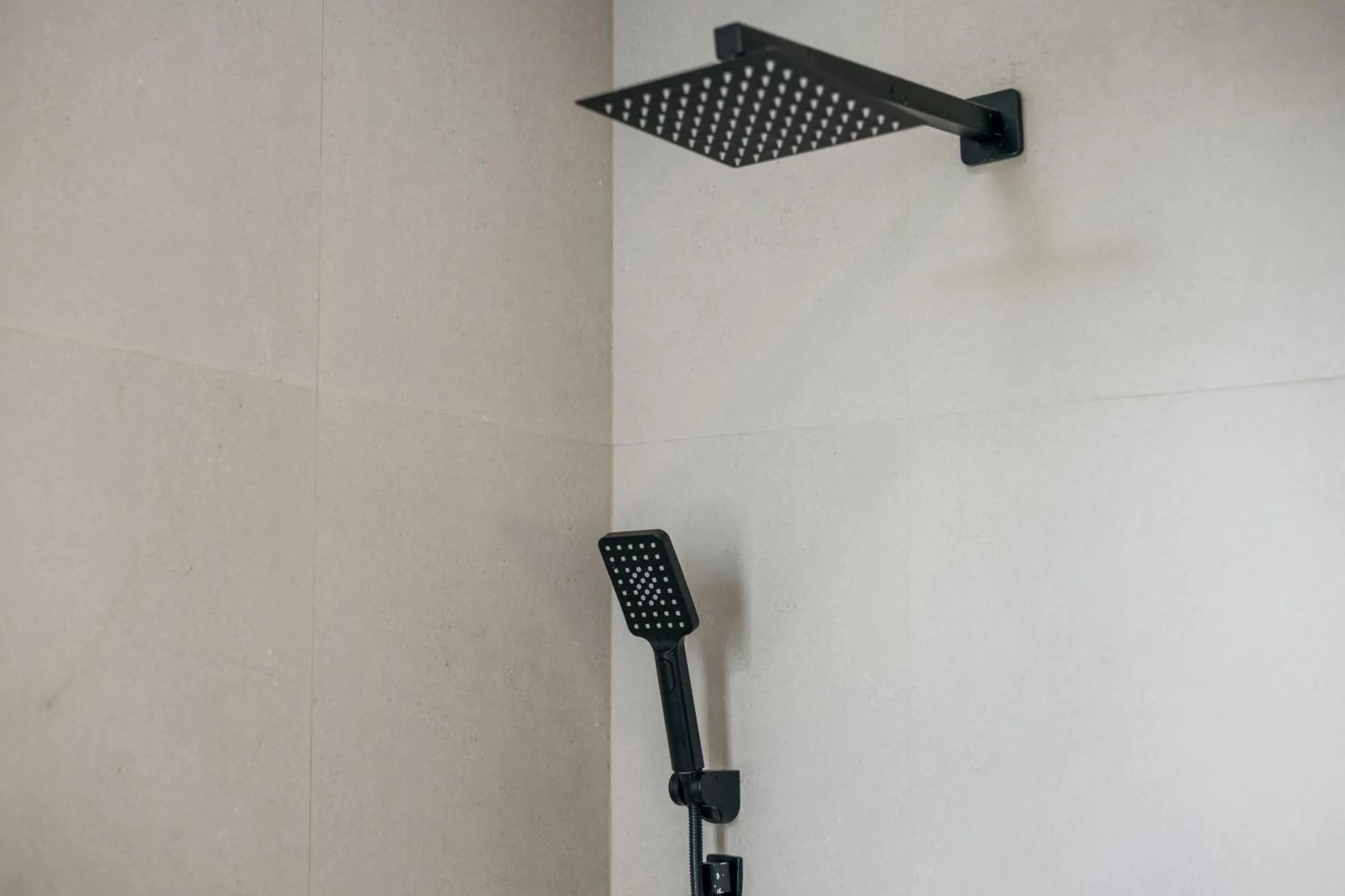 Shower in White Residence - Art & Boutique Villas