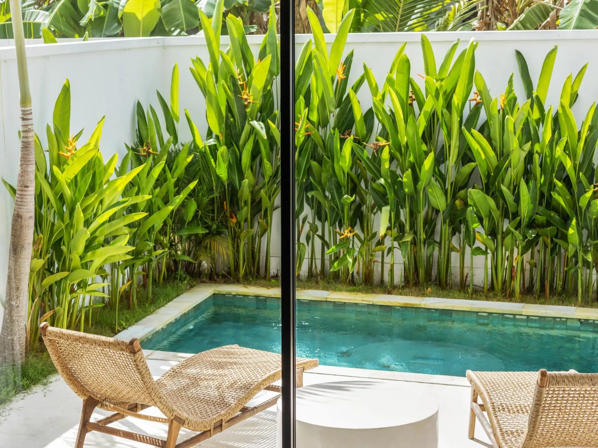 White Residence - Art & Boutique Villas