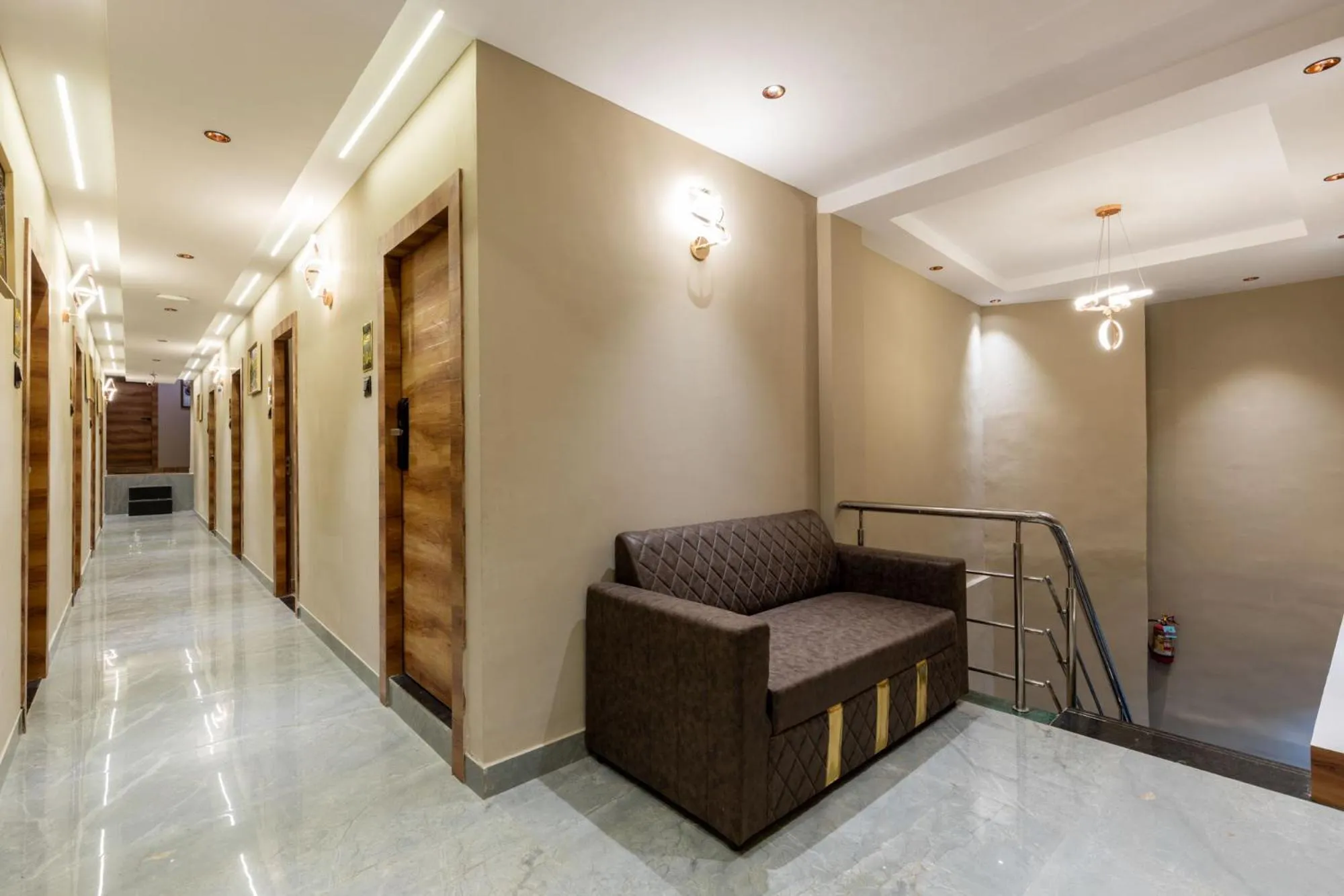 Facade/entrance in Hotel Zara International