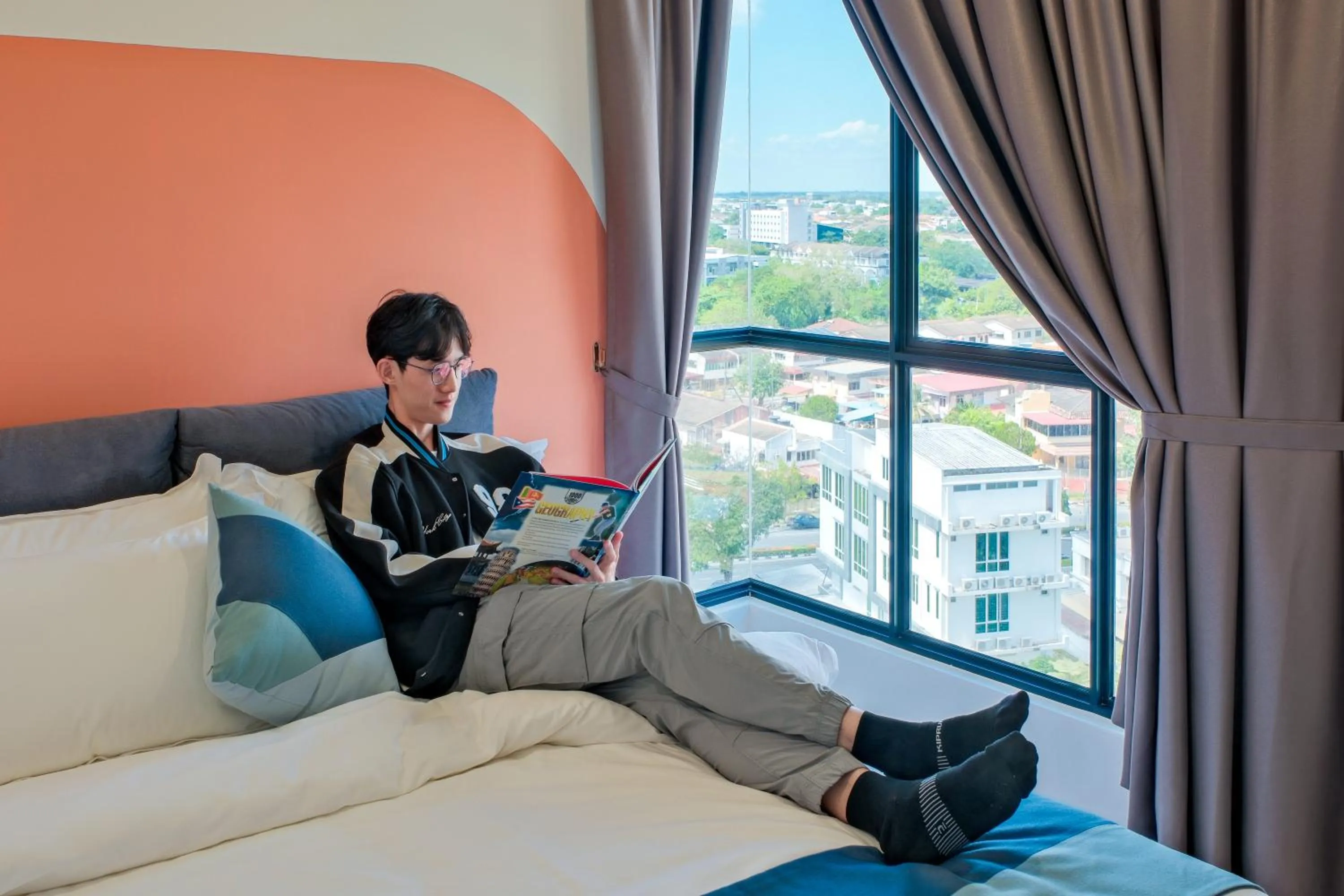 Bedroom, Bed in G Residence Sky Suite