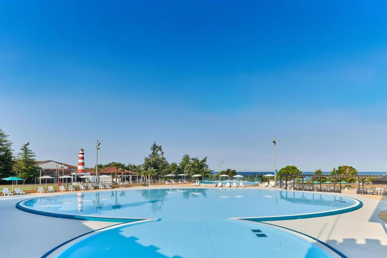 Pool view in Mobile Homes Relax Park Umag