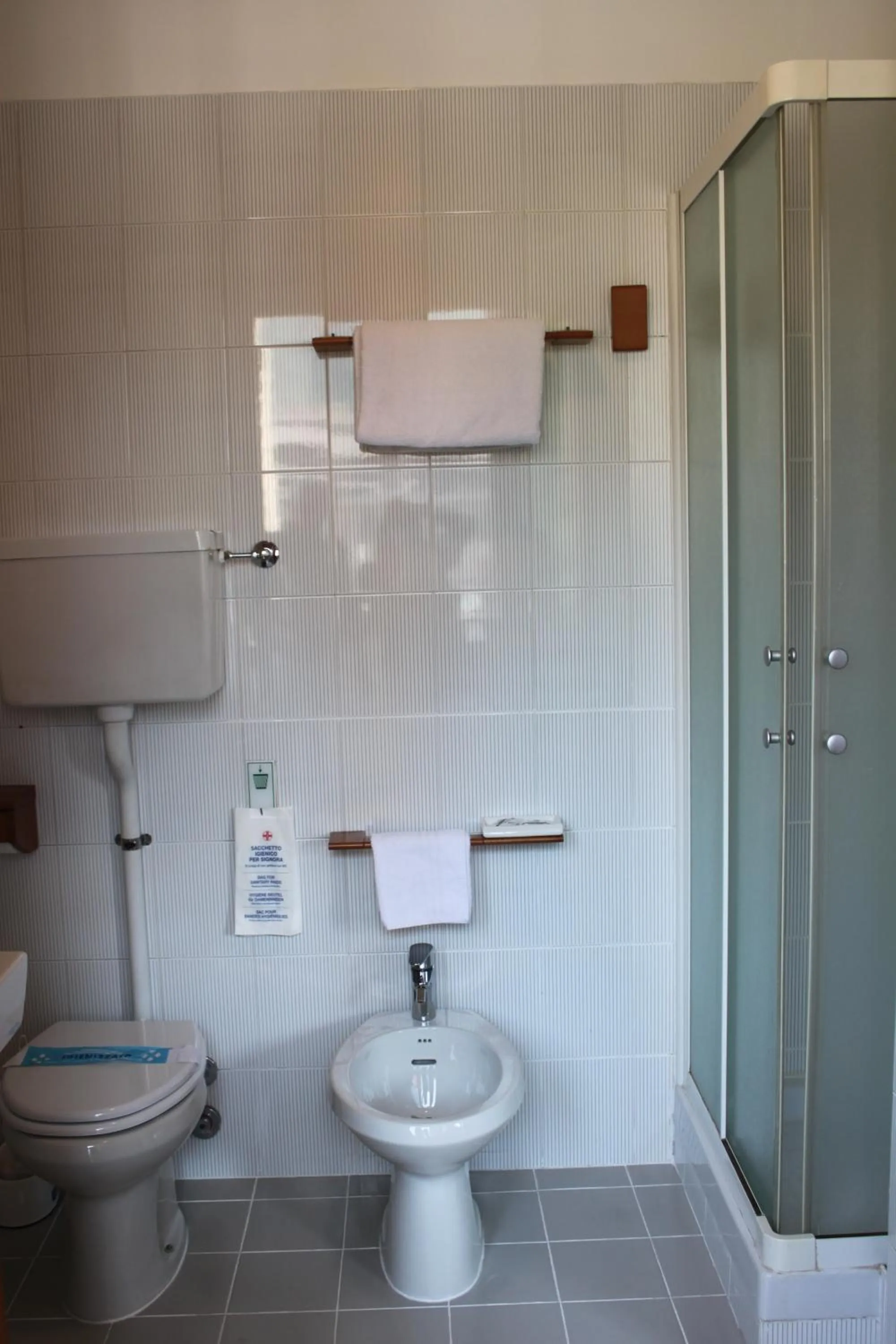 Bathroom in Hotel Le Pageot