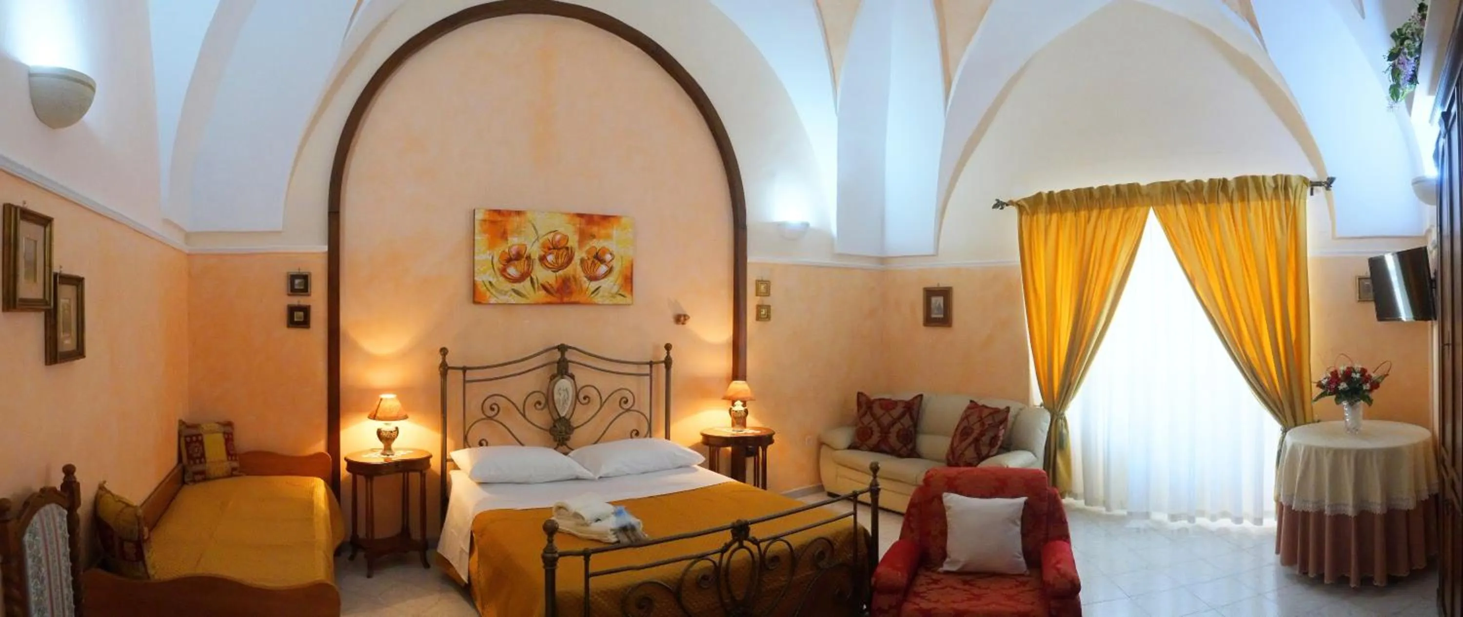 Bedroom, Bed in B&B La Villa