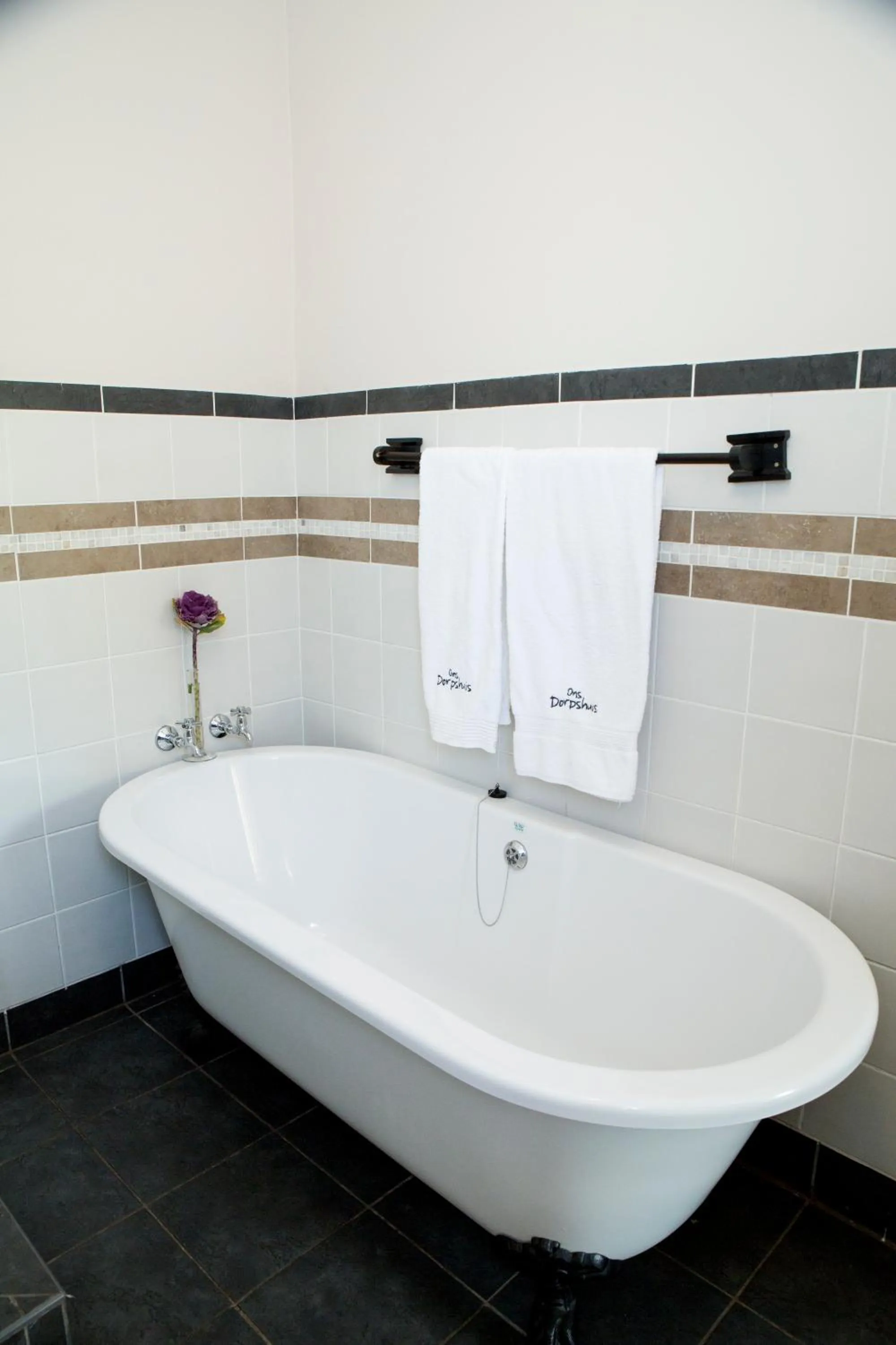 Bathroom in Ons Dorpshuis Guesthouse