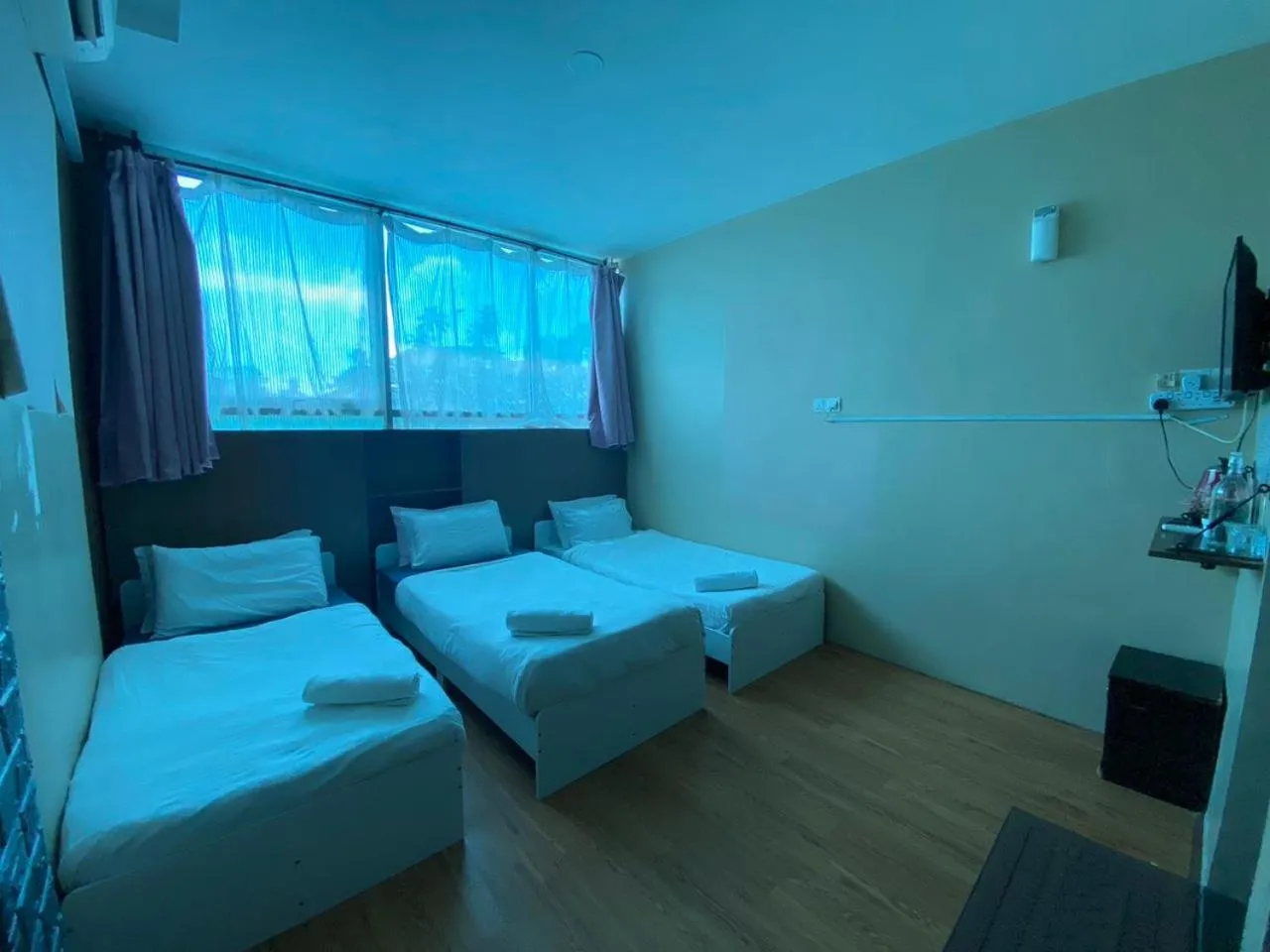 Bed in LE dEON HOTEL Former Pine Hotel