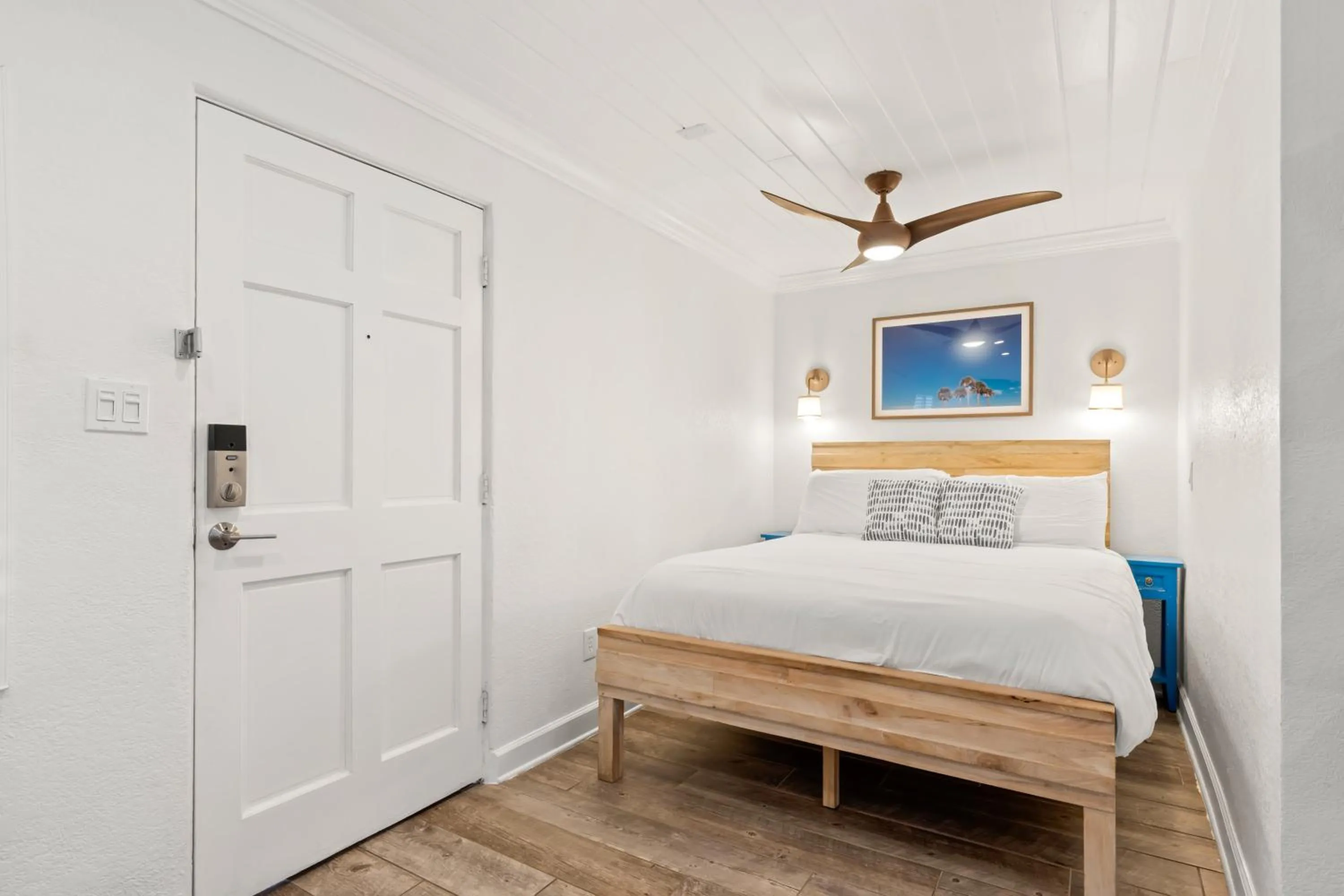 Bed in Inn on the Beach