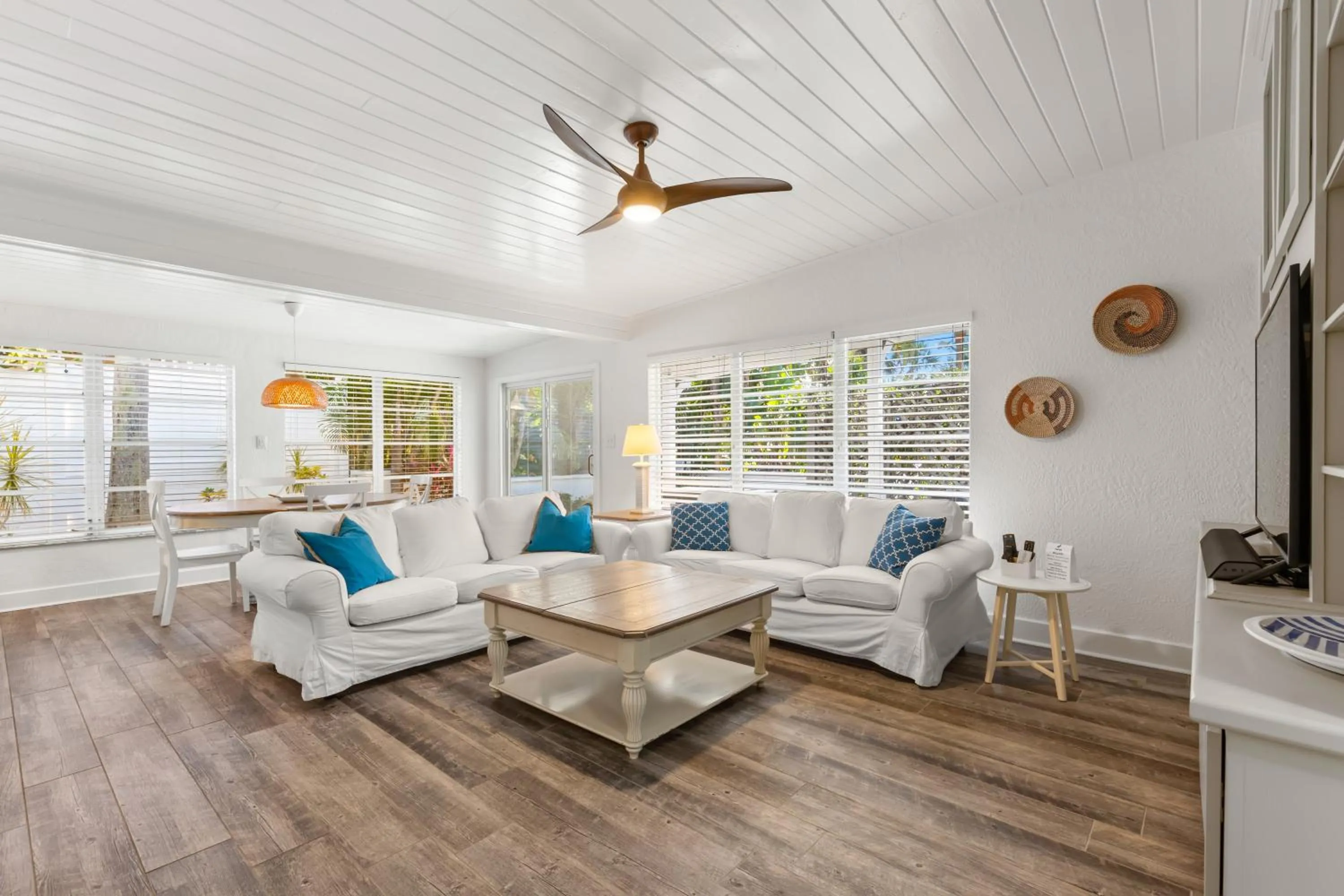Living room in Inn on the Beach