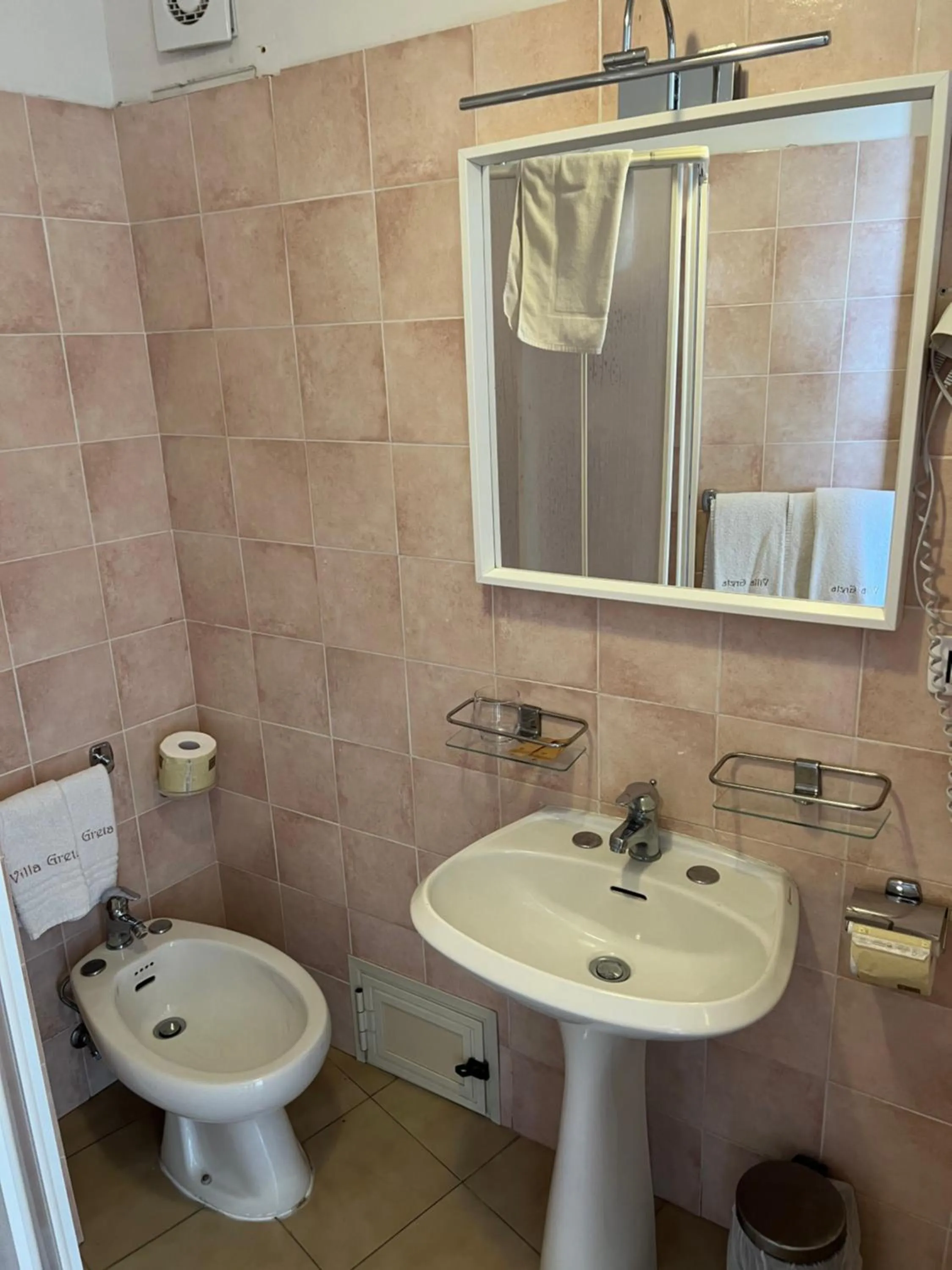 Villa Greta Hotel Rooms & Suites