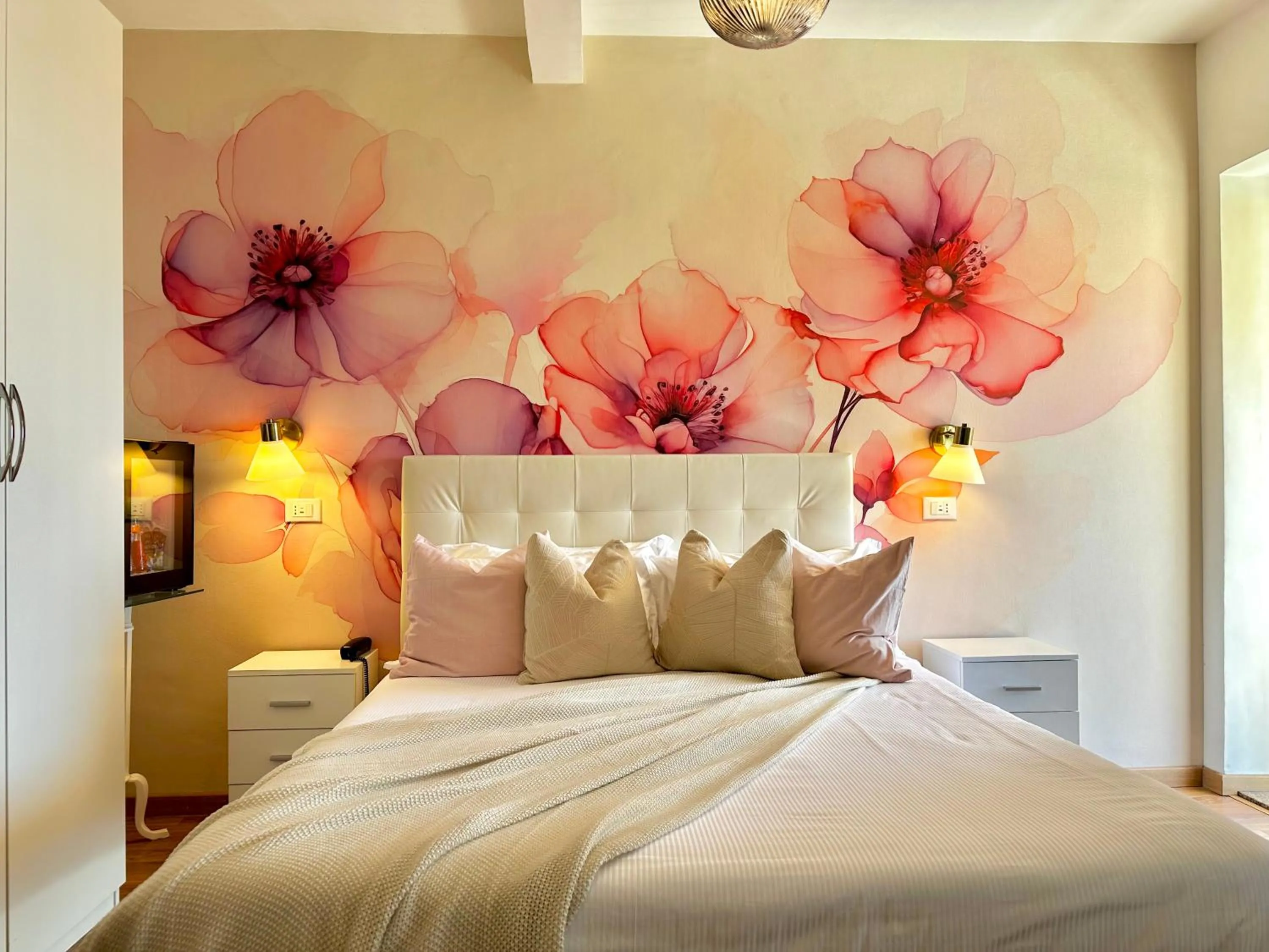 Bed in Villa Greta Hotel Rooms & Suites