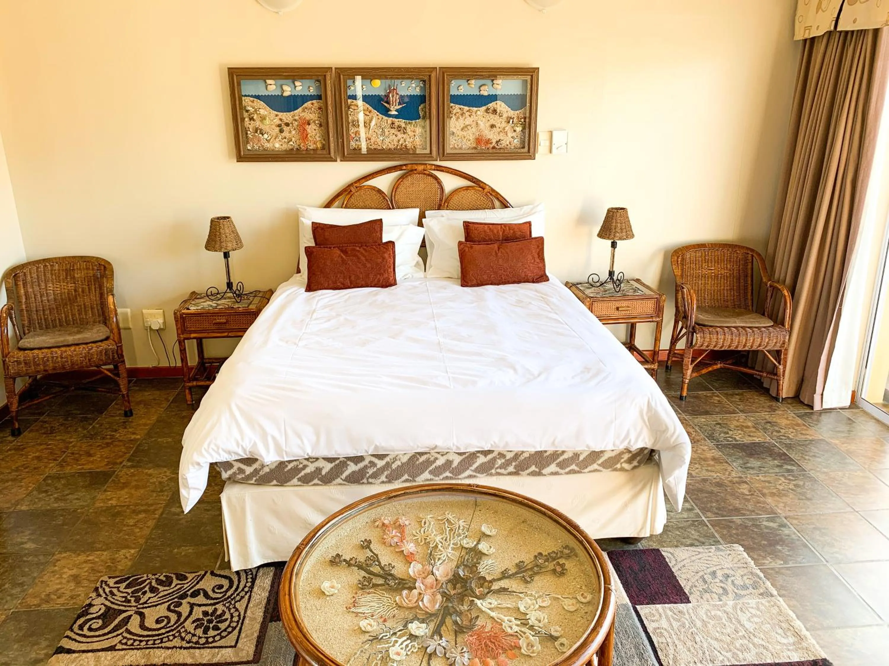 Bed in Marina Martinique B&B