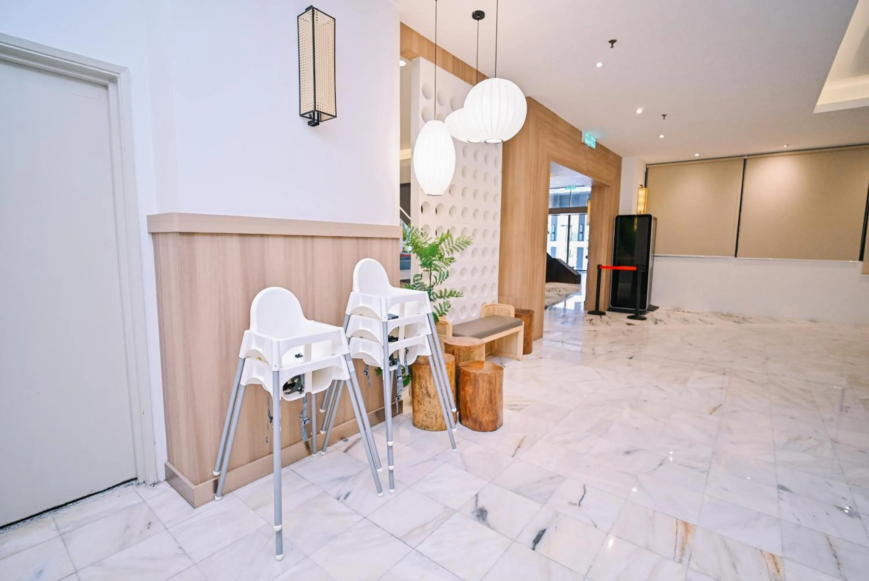 Dining area in Kingston Hotel 10 - Bukit Jalil