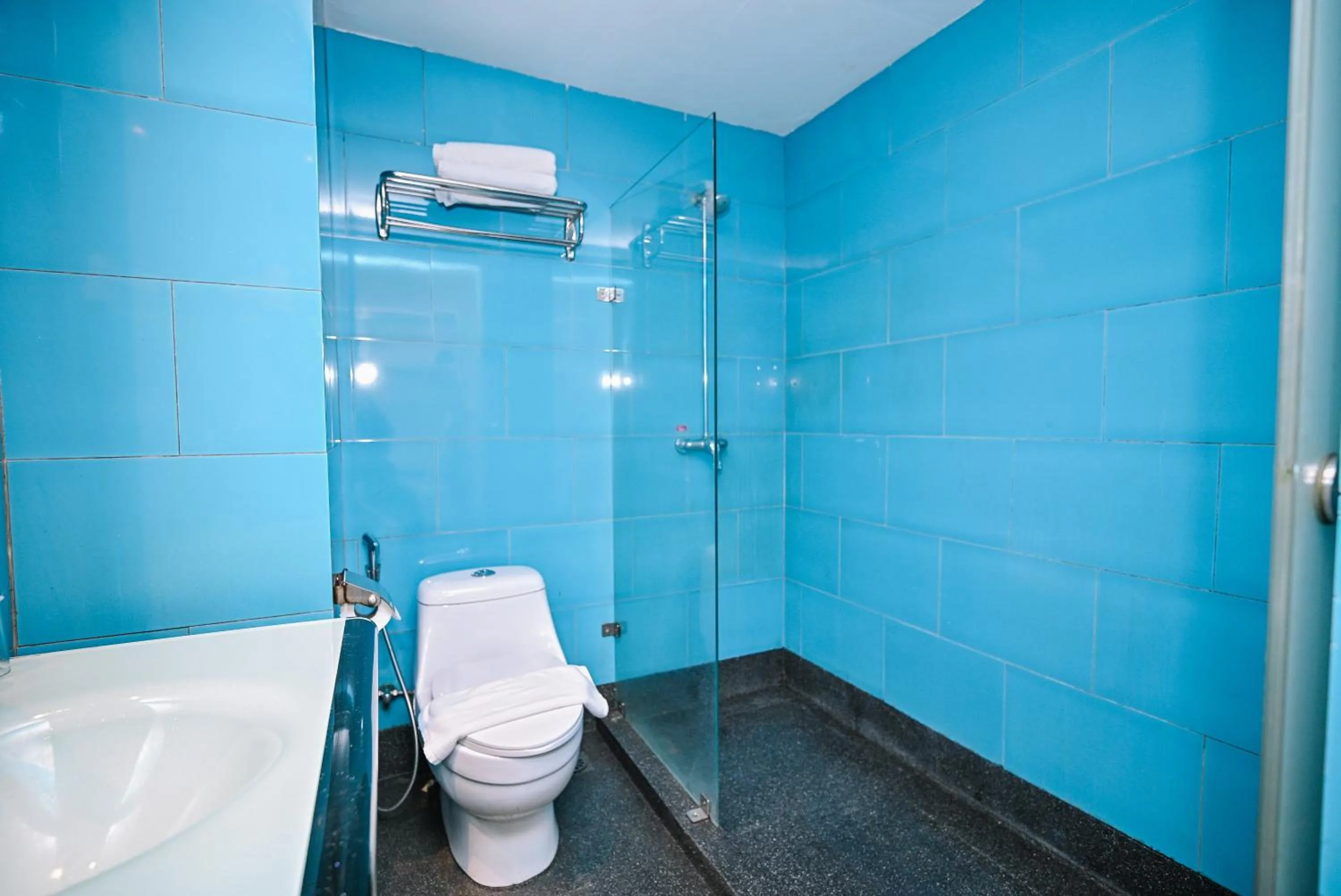 Shower in Kingston Hotel 10 - Bukit Jalil