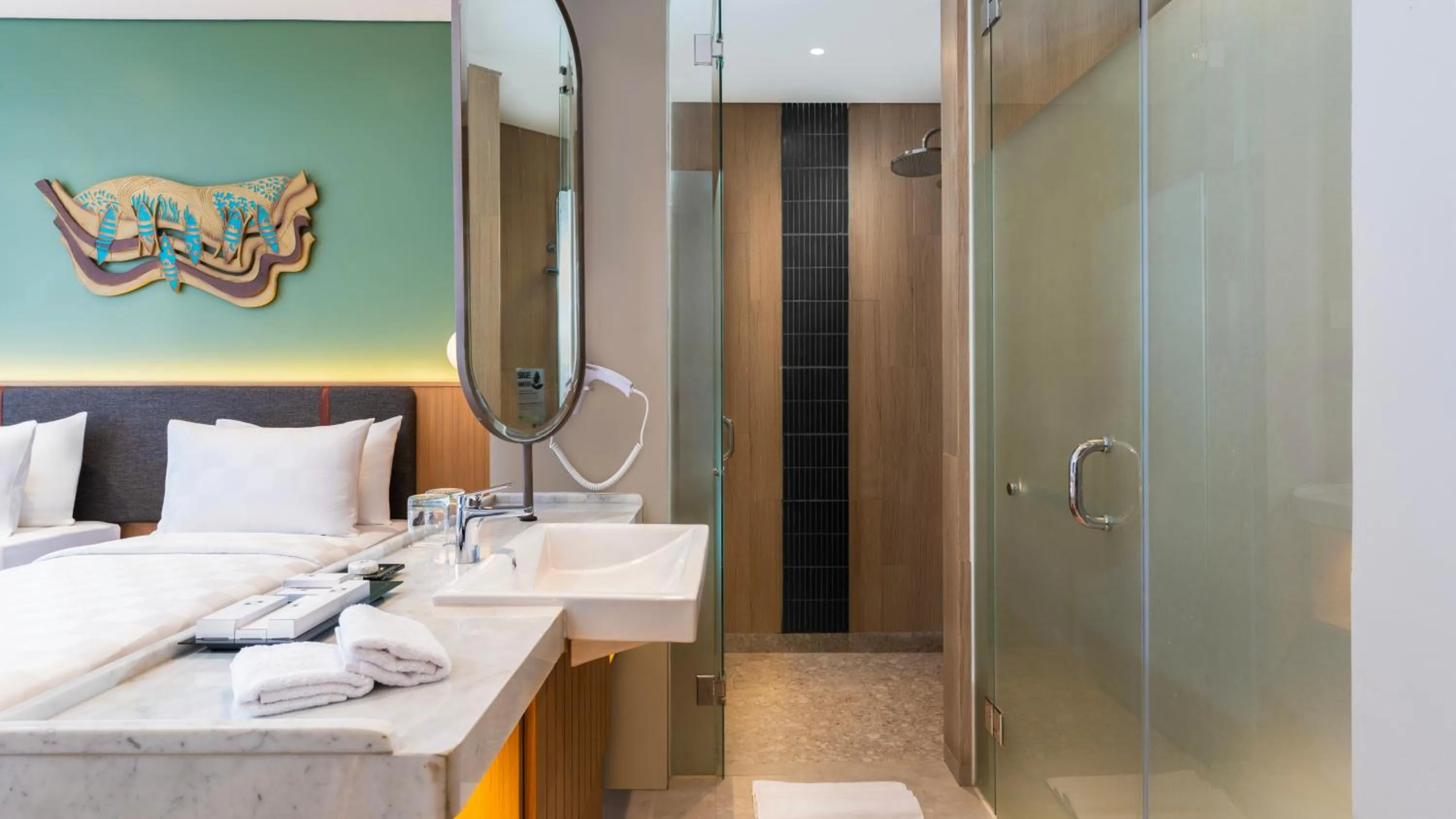 Shower, Bed in Swiss-Belinn Indramayu
