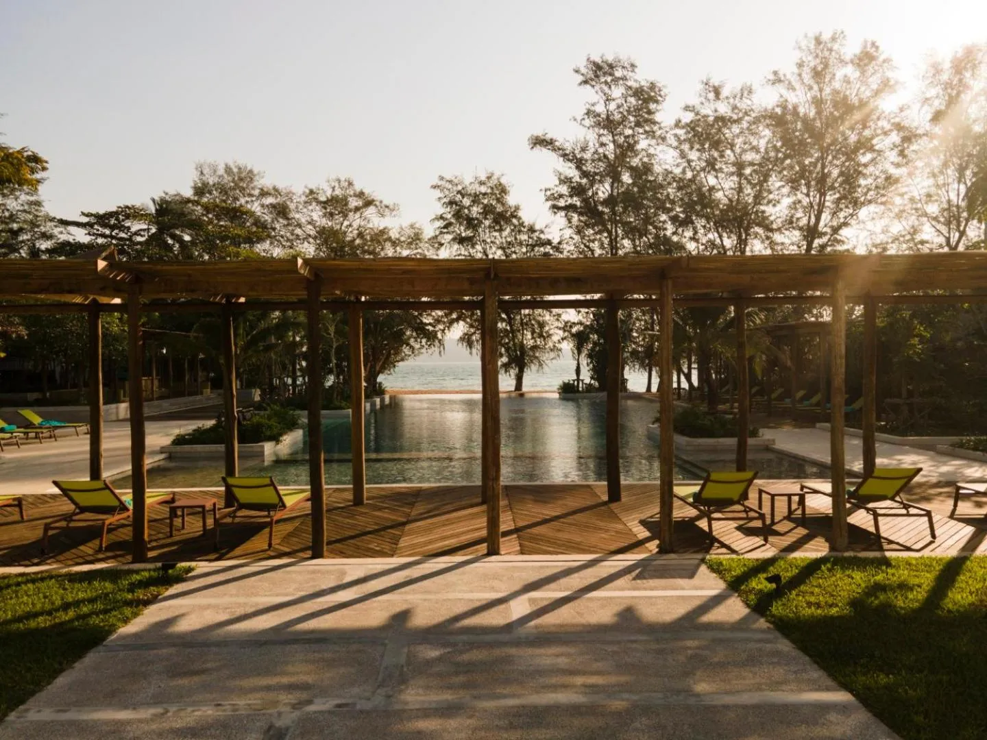 Pool view in JATI Koh Russey