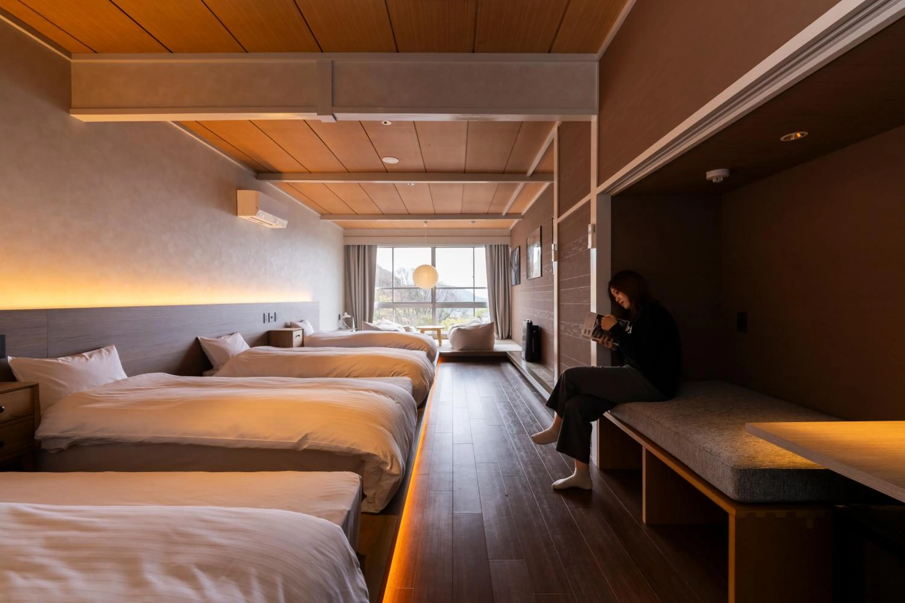 Photo of the whole room, Bed in Onomichi Club