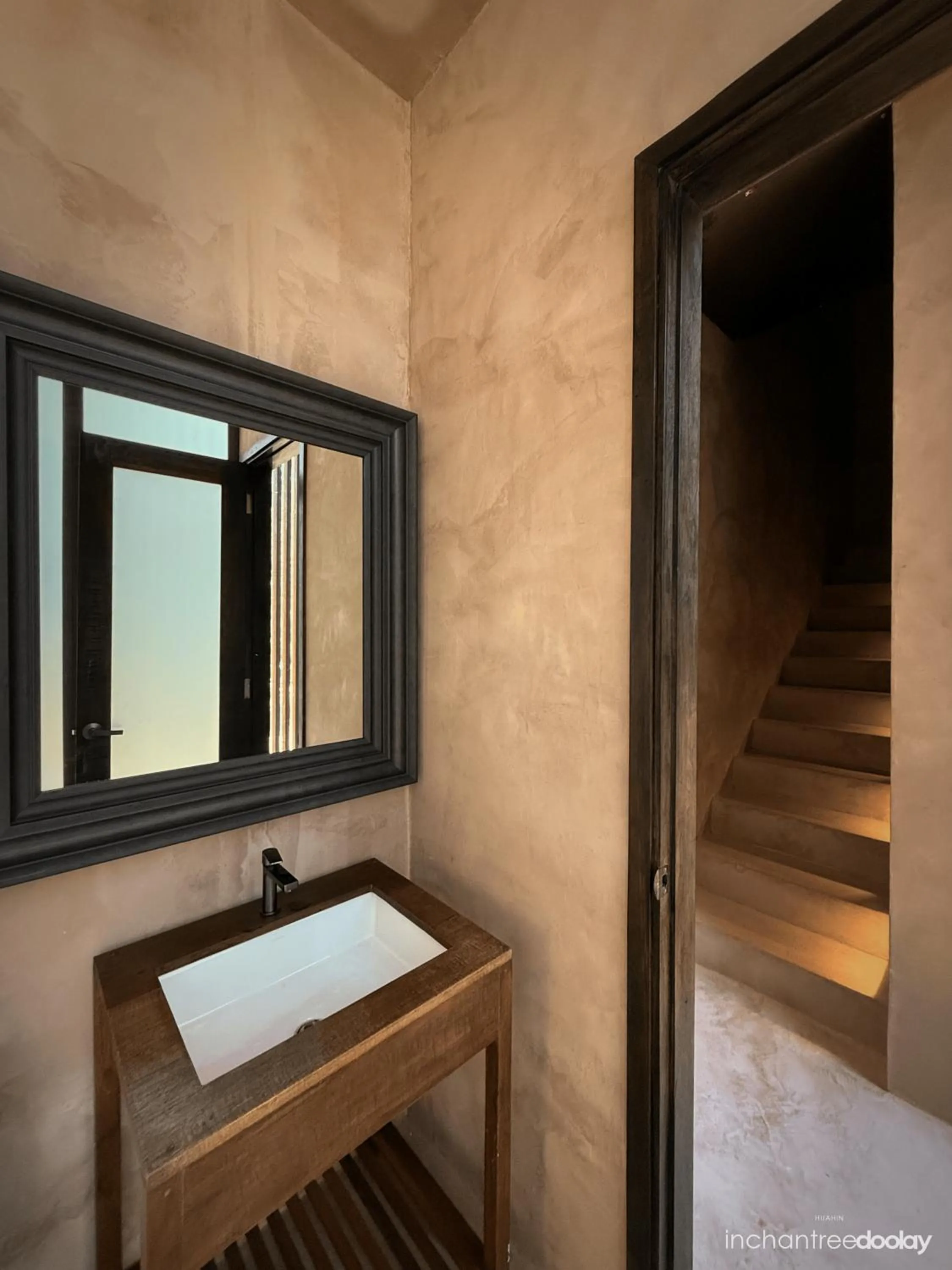 inchantreedoolay huahin