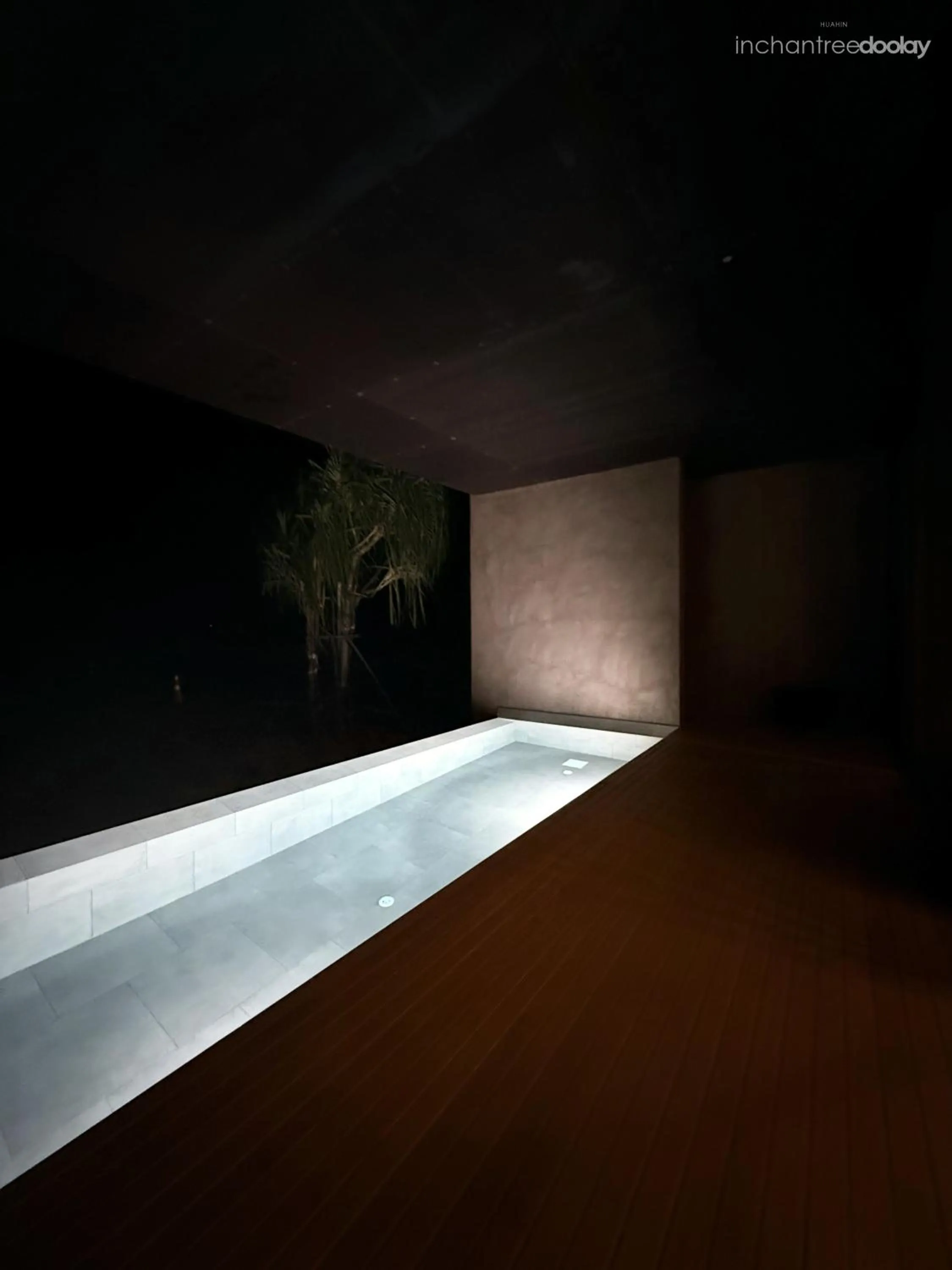 Night in inchantreedoolay huahin