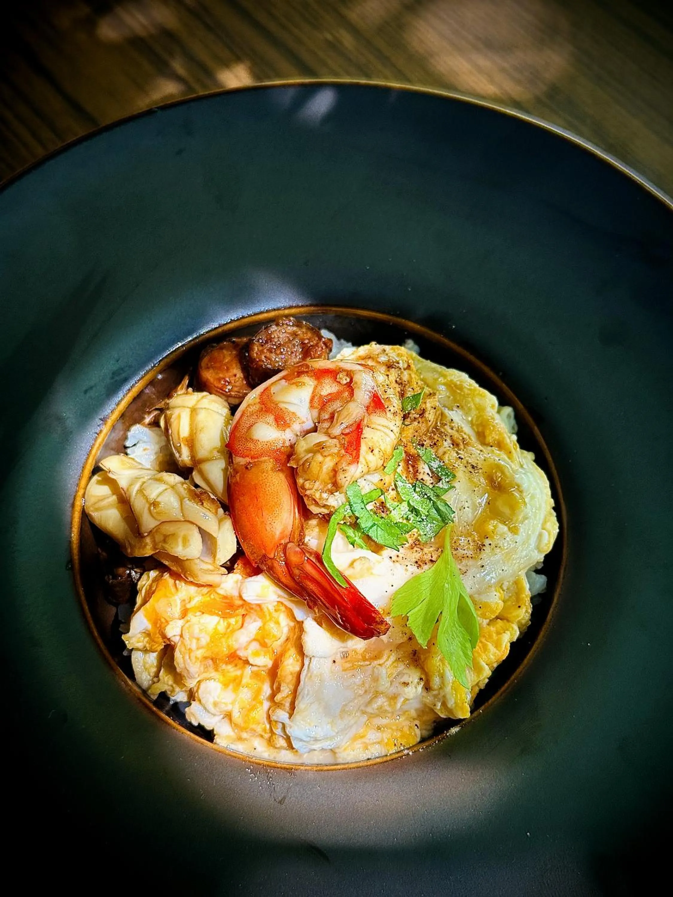 Restaurant/places to eat in inchantreedoolay huahin