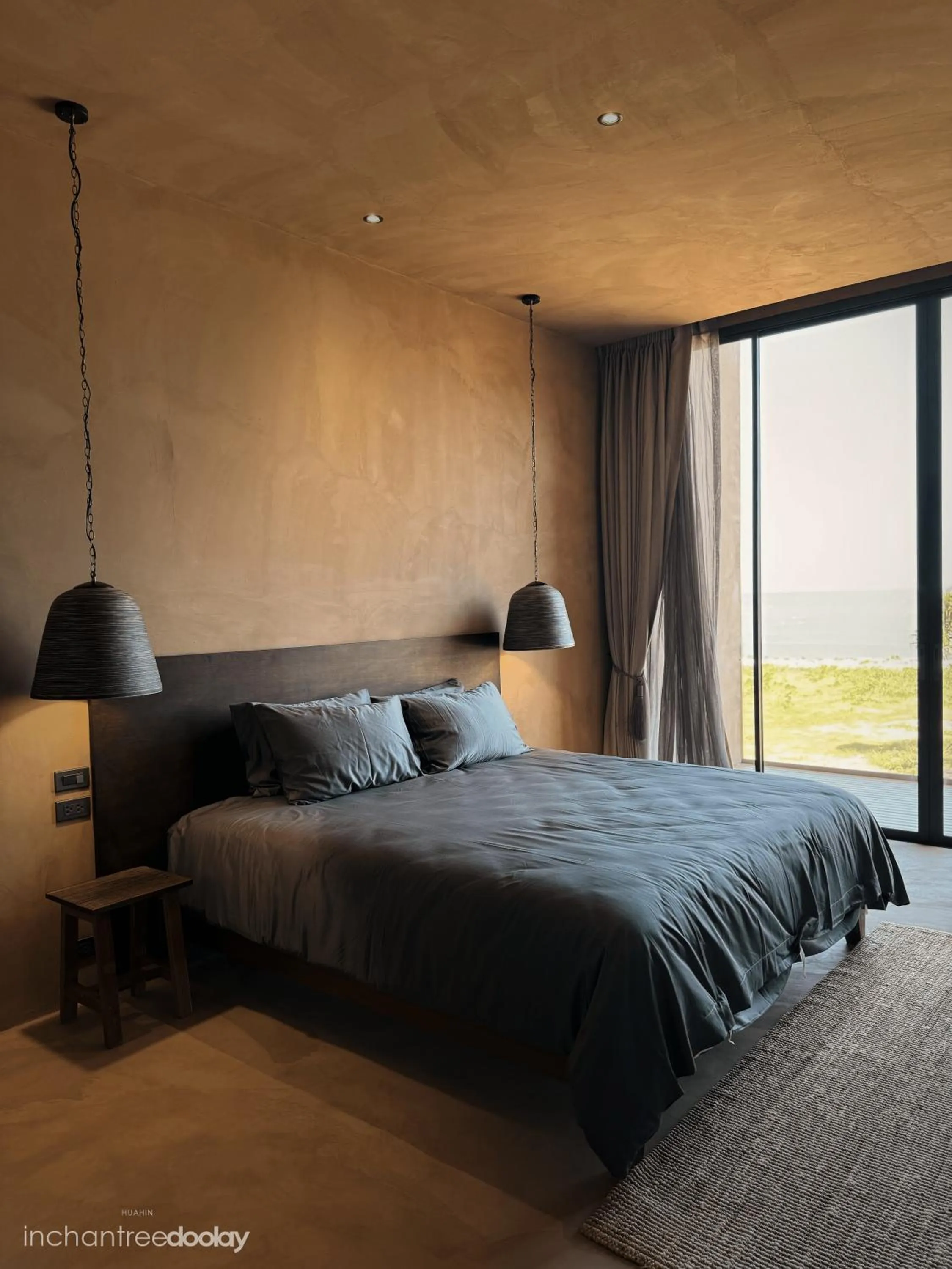 Bed in inchantreedoolay huahin