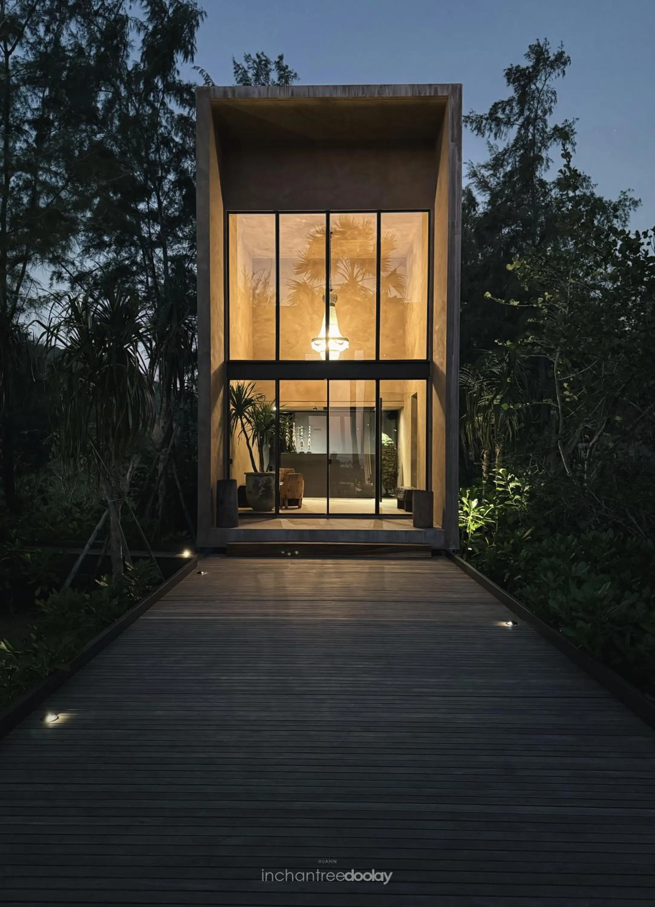 inchantreedoolay huahin