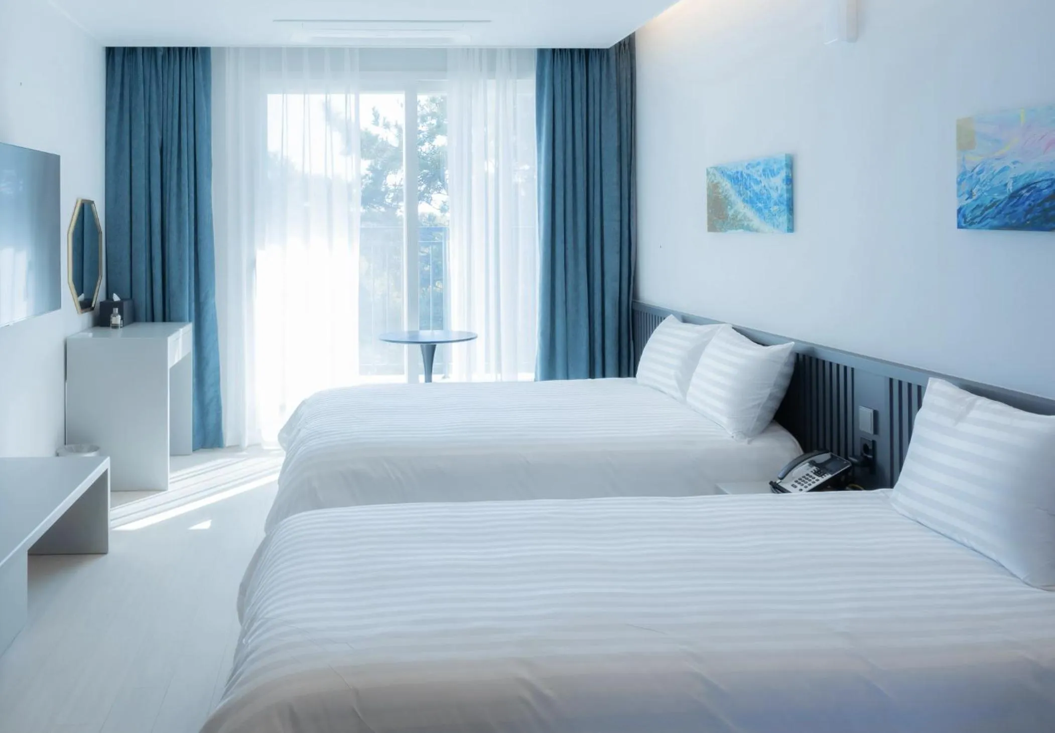 Bed in Hotel Sollavue