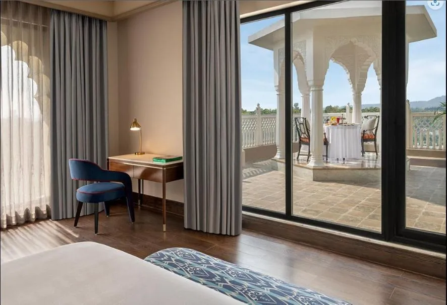 Balcony/Terrace, Bed in Welcomhotel By ITC Hotels, Jabalpur