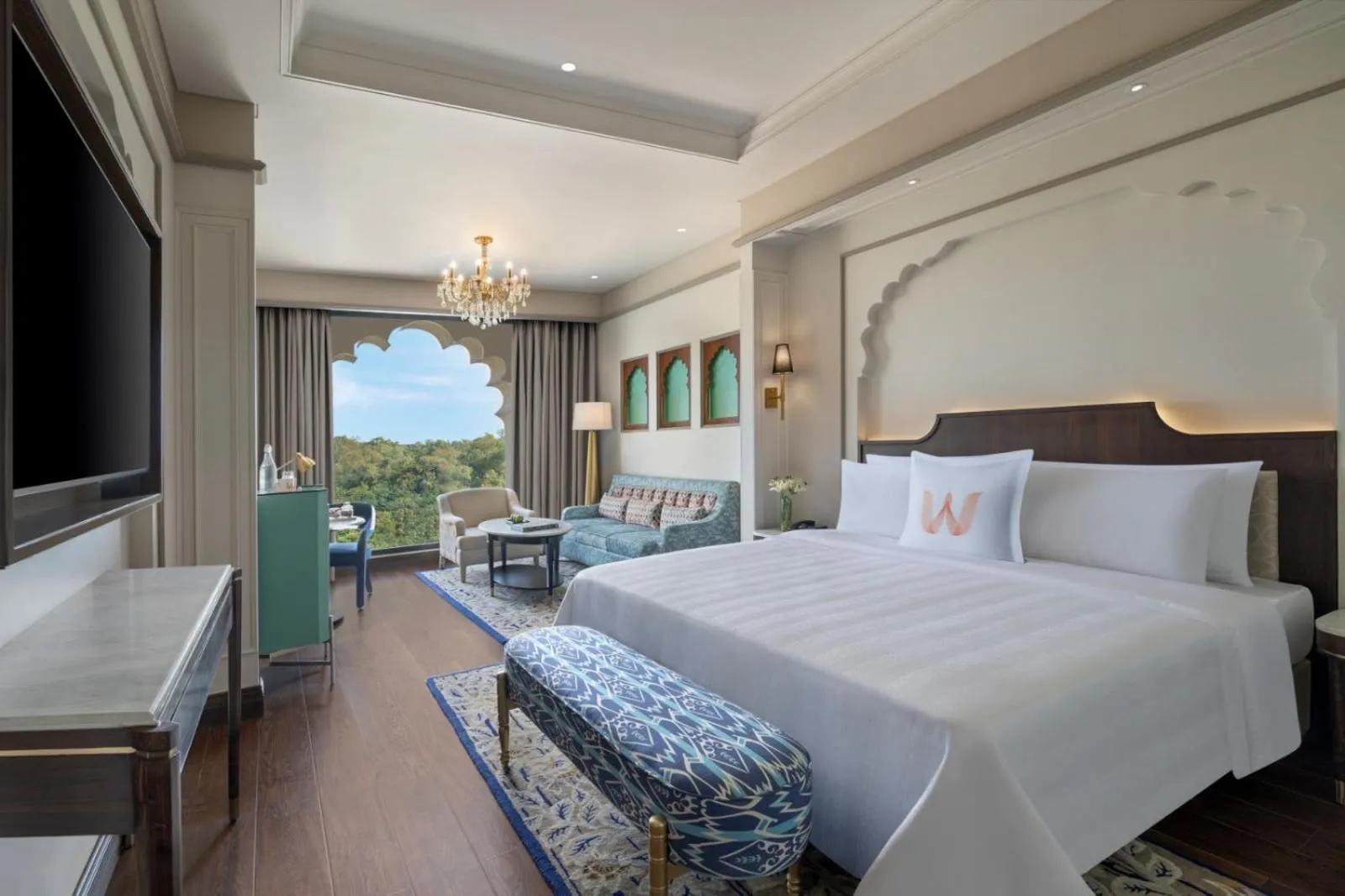 TV and multimedia, Bed in Welcomhotel By ITC Hotels, Jabalpur