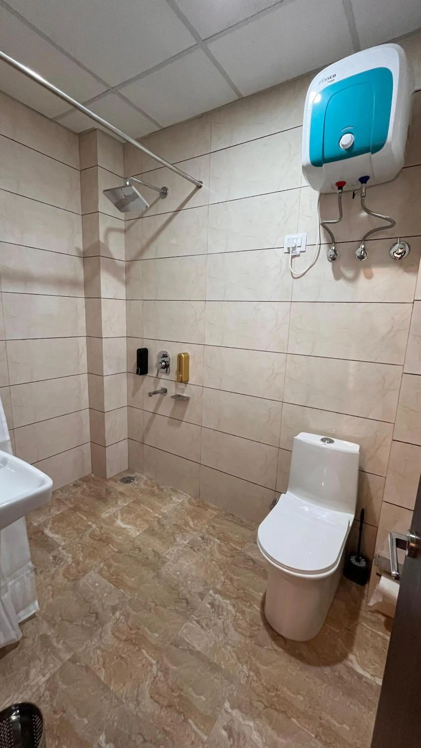 Bathroom in Hotel Rewalsar Heights