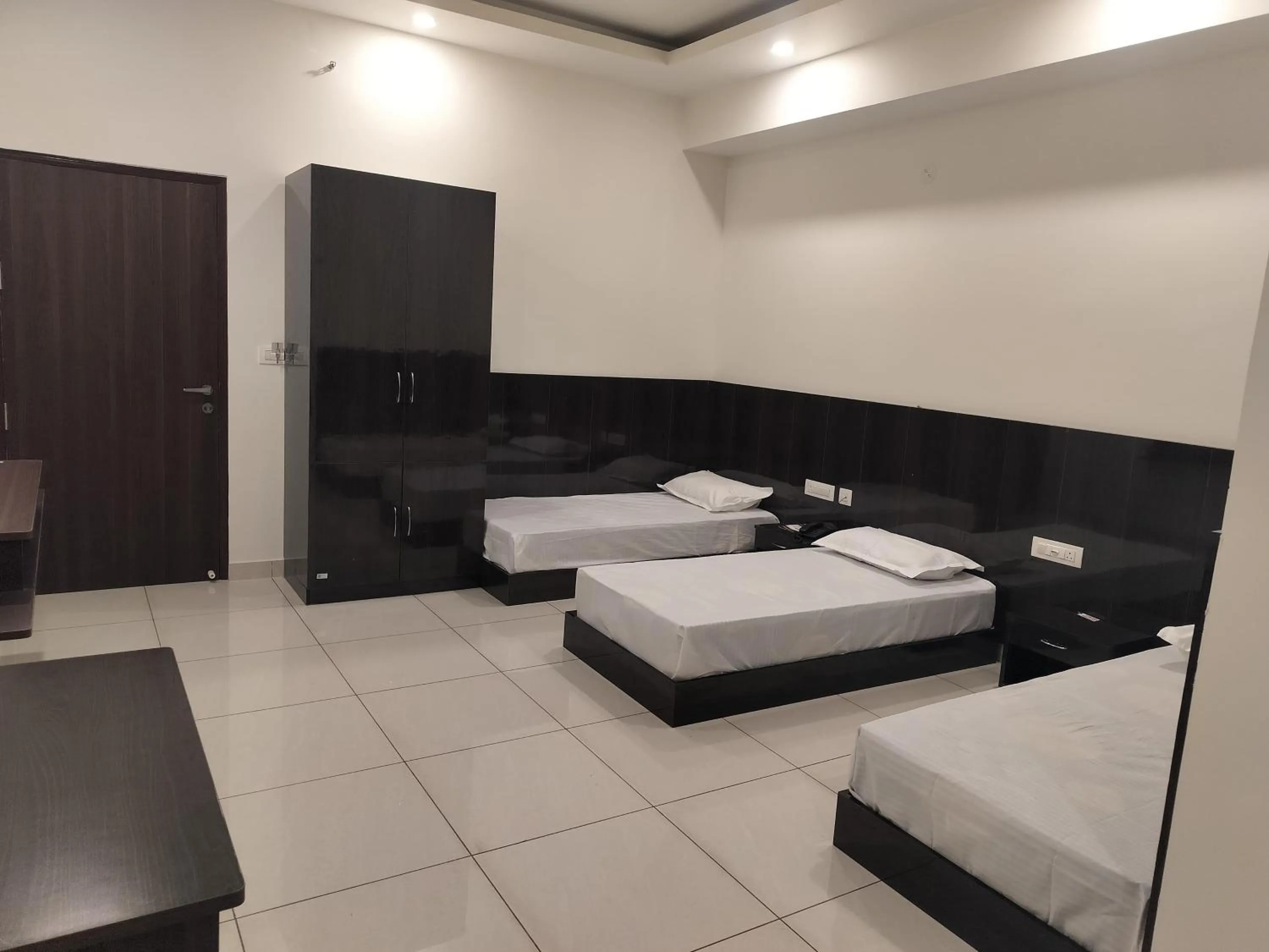 Bedroom in Hotel Rewalsar Heights