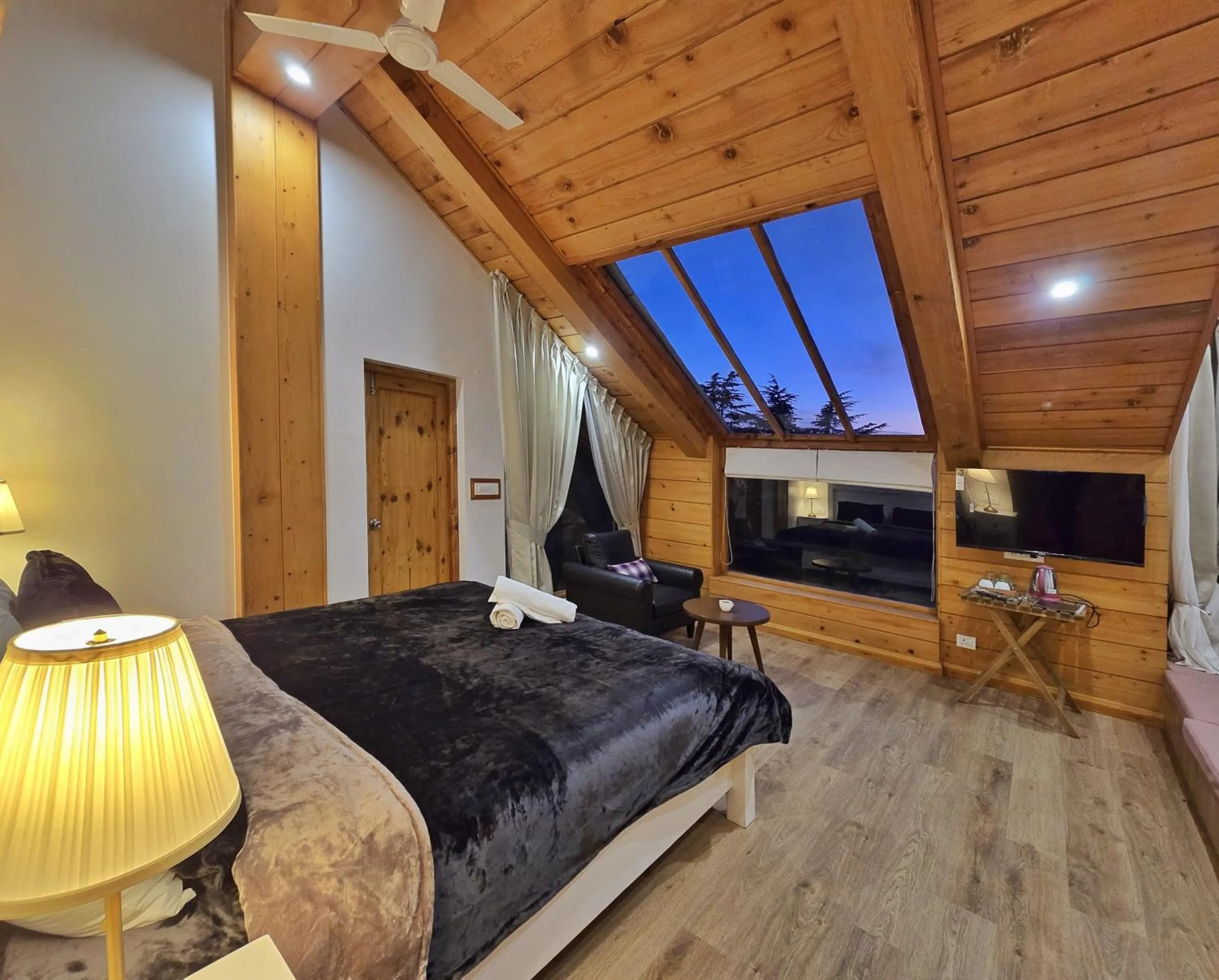 Bed in Hygge Home Manali