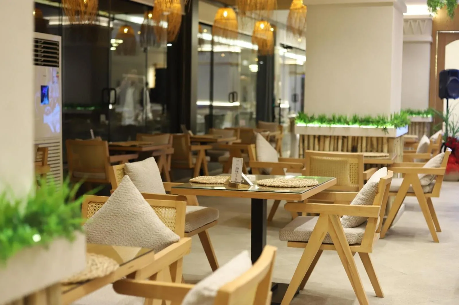 Restaurant/places to eat in XU San Stefano Hotel Alexandria