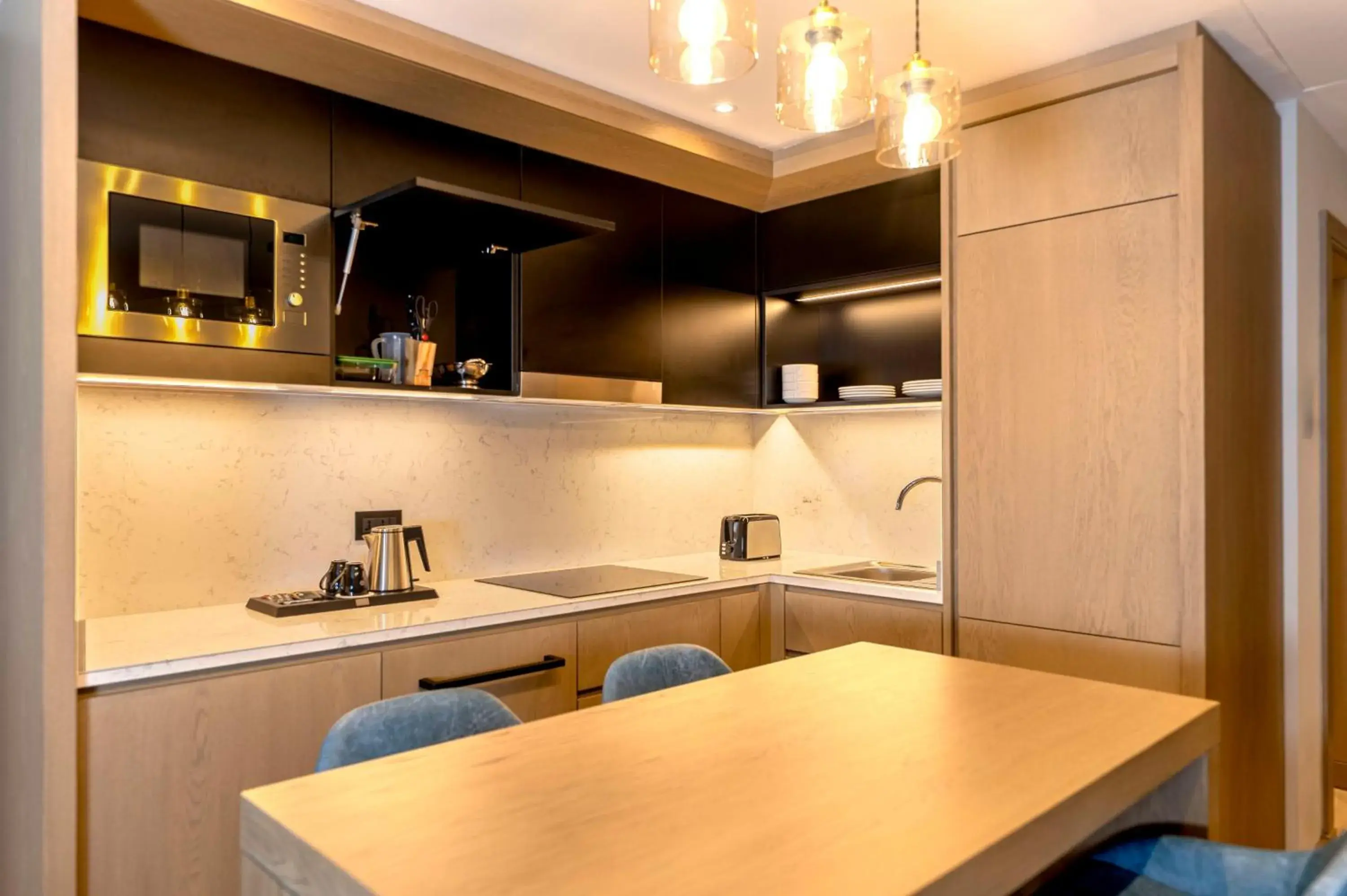 One-Bedroom Suite with Two Single Beds and Kitchen - single occupancy in Hyatt House Nairobi Westlands One-Bedroom Suite with Two Single Beds and Kitchen - single occupancy in Hyatt House Nairobi Westlands