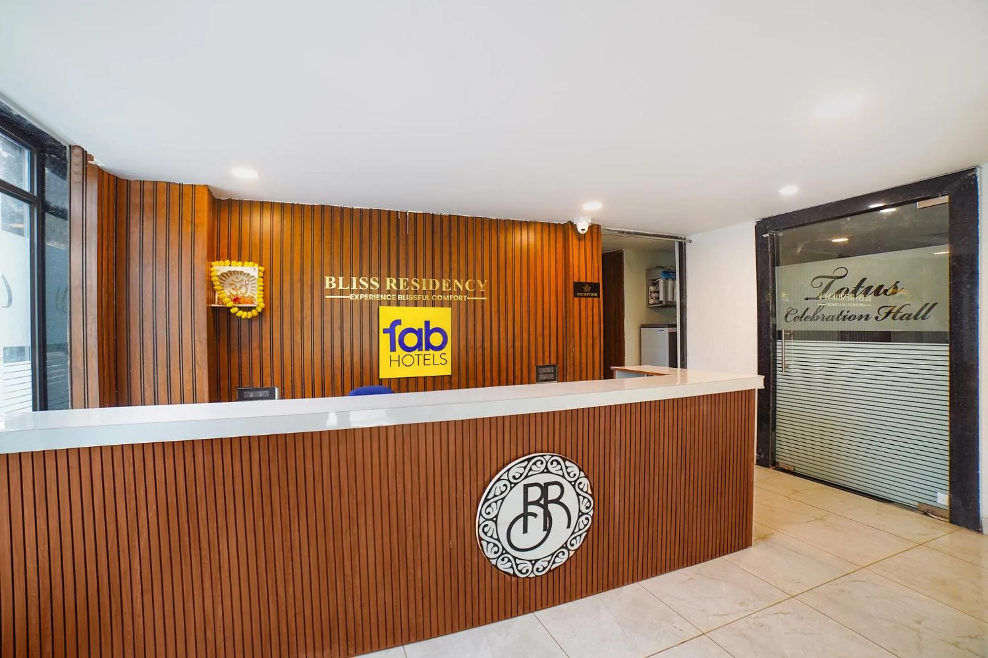 Lobby or reception in FabHotel Bliss Residency