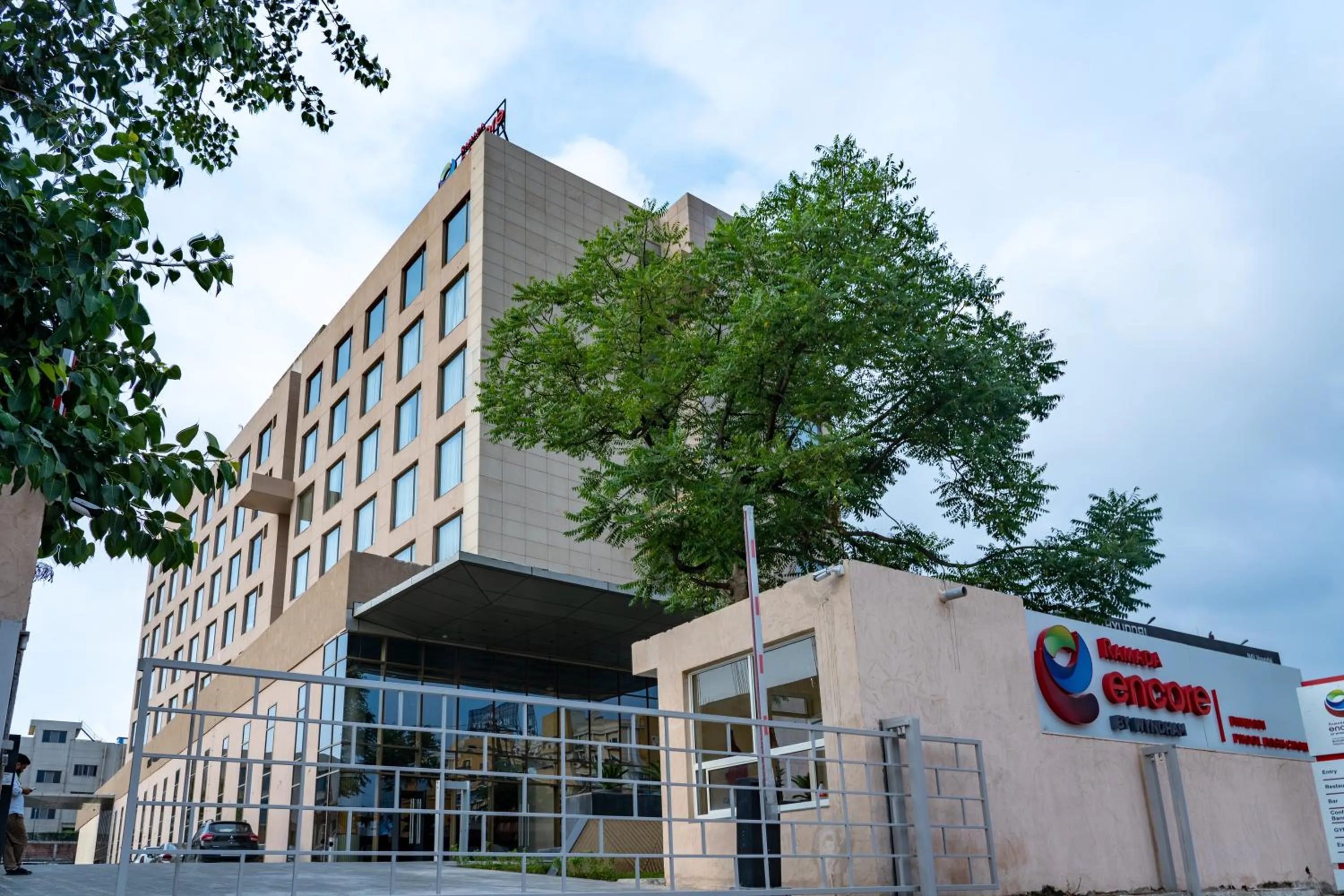 Ramada Encore By Wyndham Bhiwadi Phool Bagh Chowk